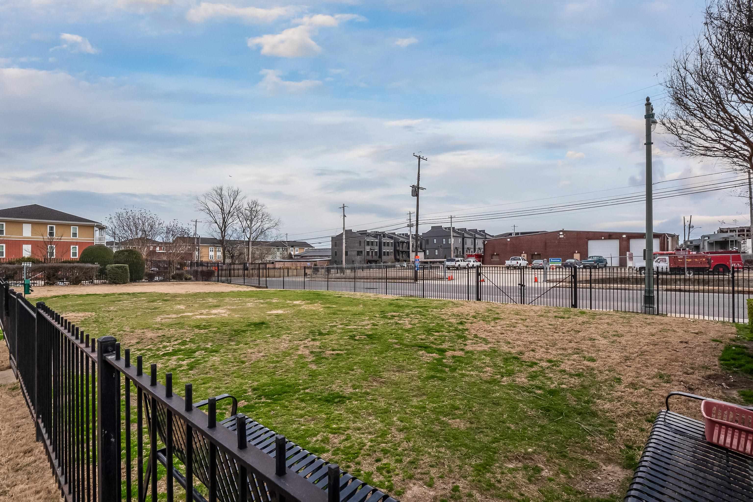 665 TENNESSEE ST Unit: 305