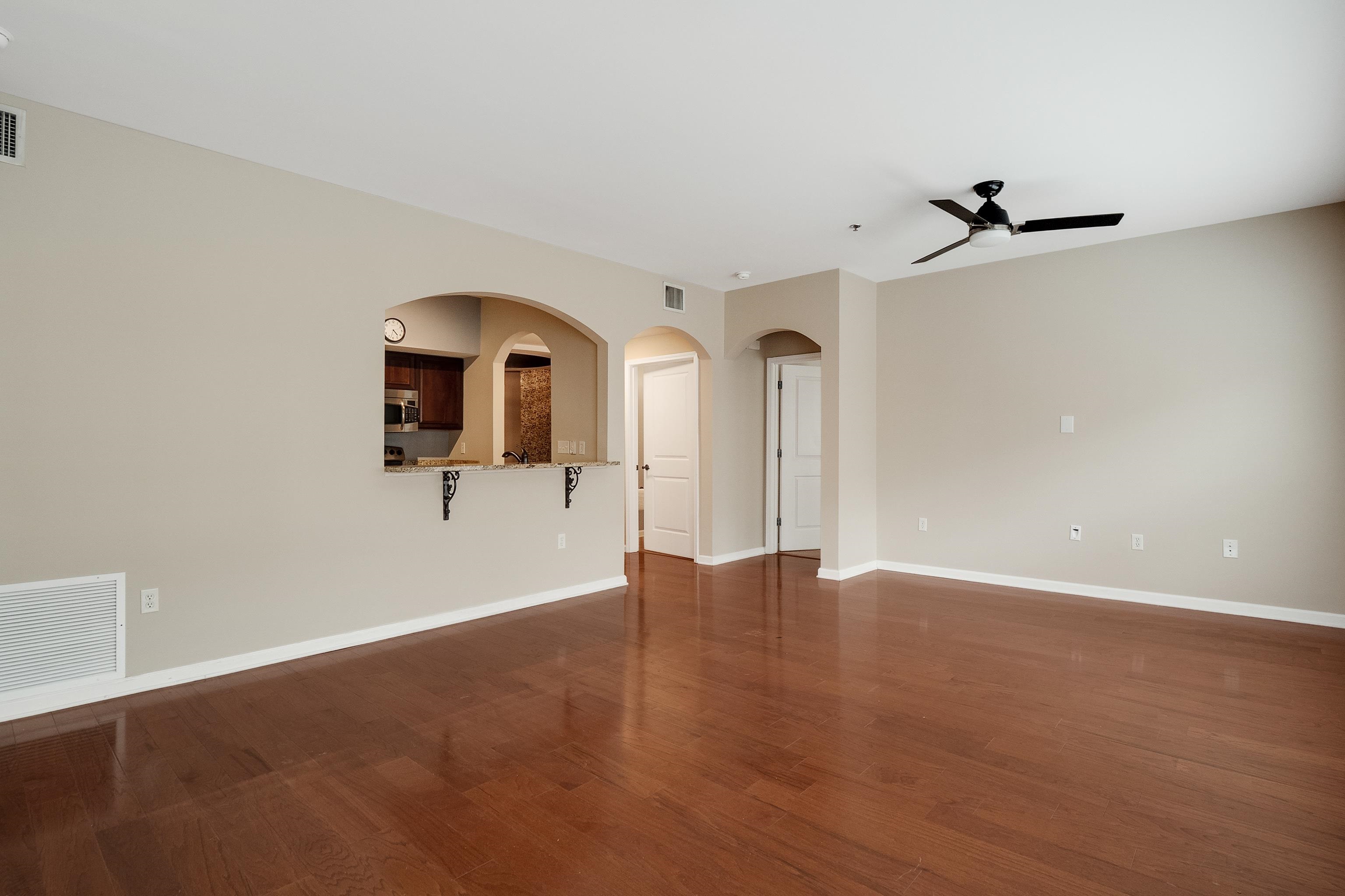 665 TENNESSEE ST Unit: 305