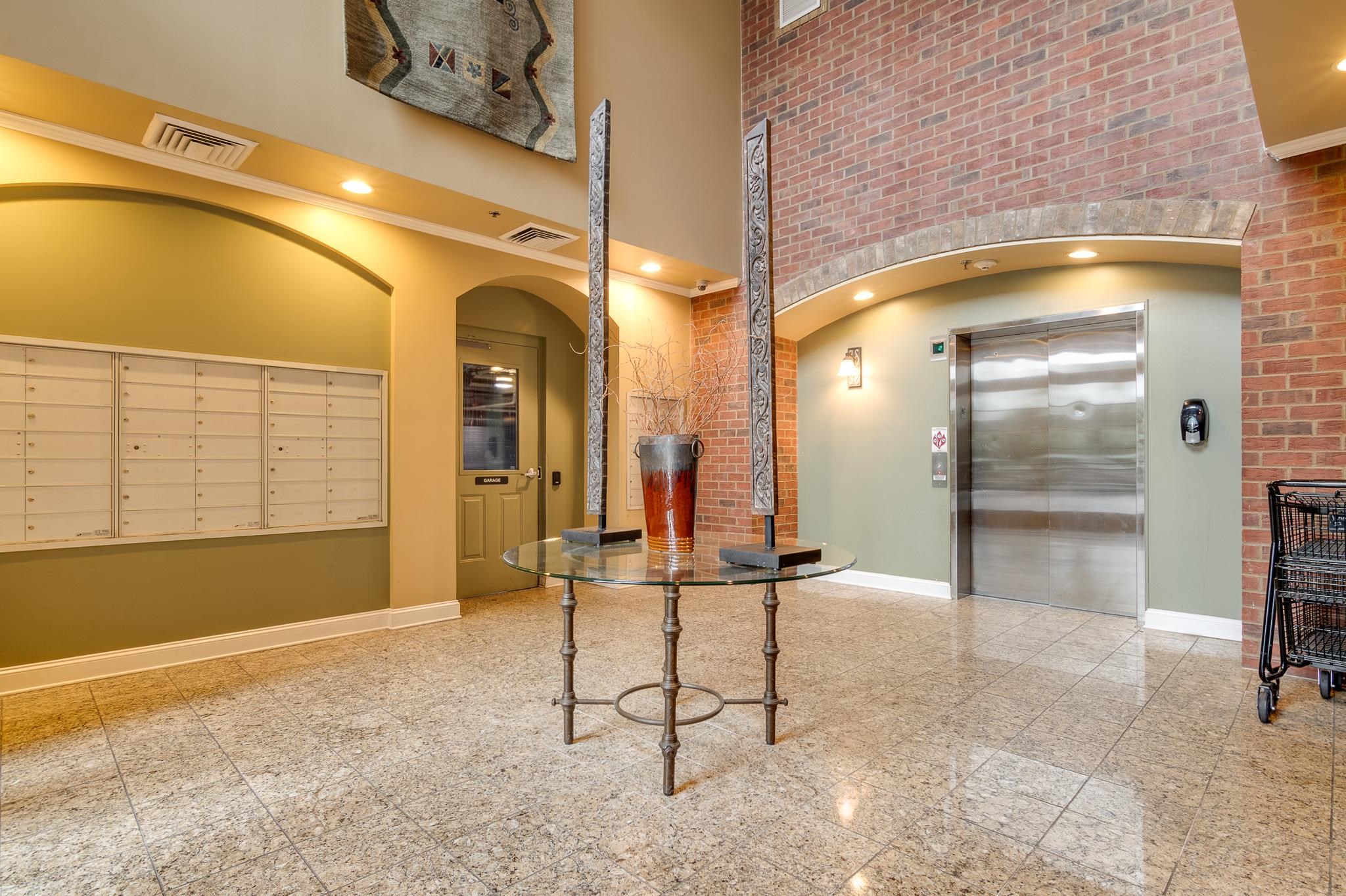 665 TENNESSEE ST Unit: 206