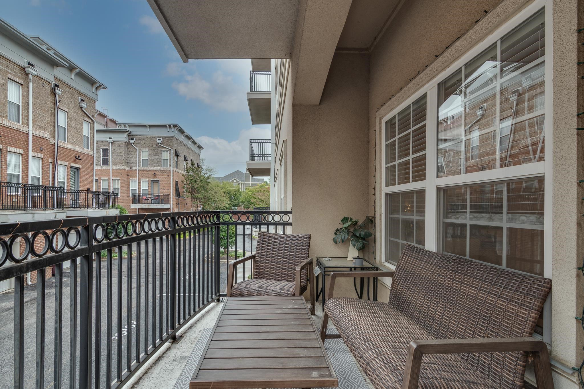 665 TENNESSEE ST Unit: 206