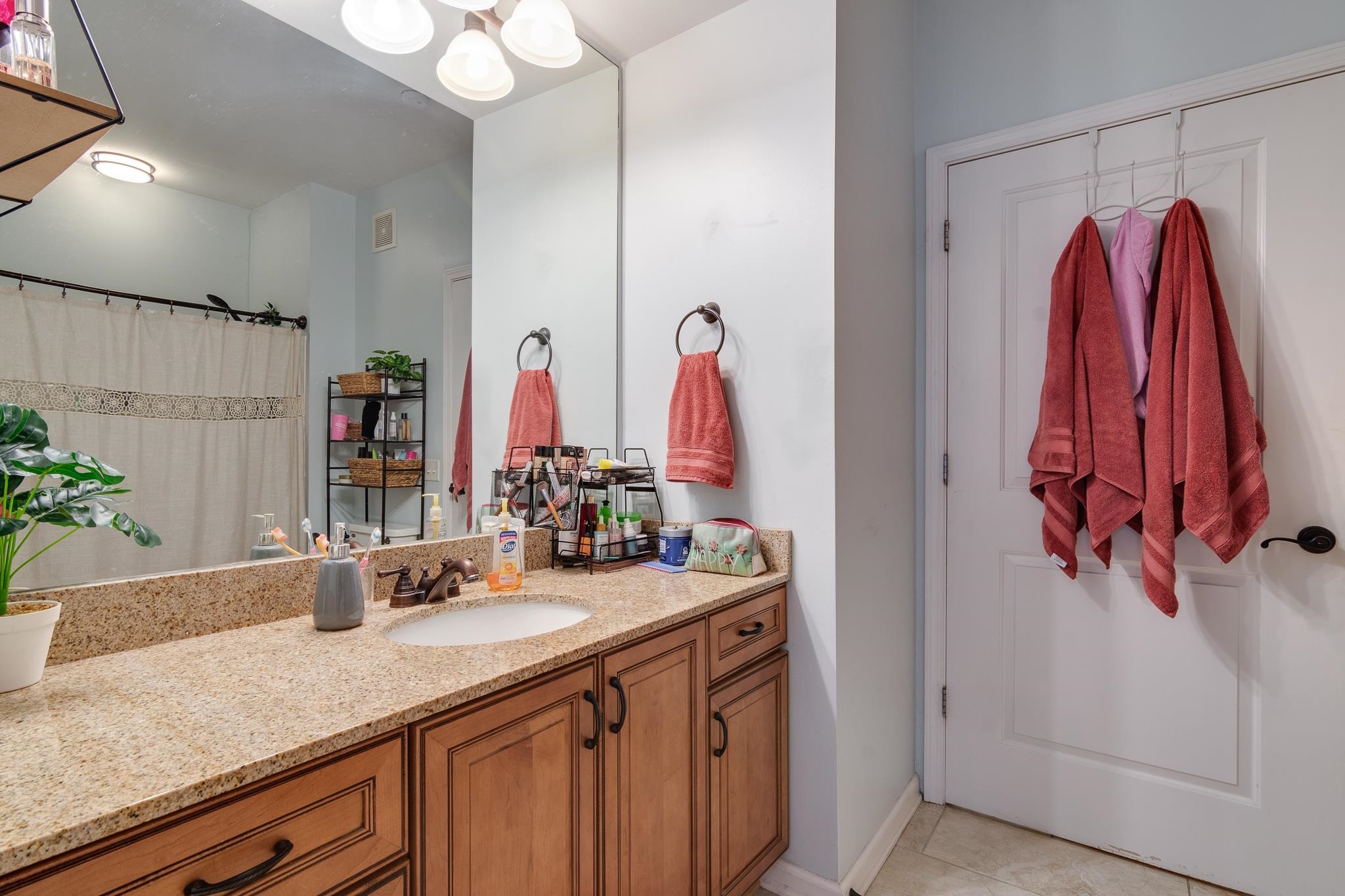 665 TENNESSEE ST Unit: 206