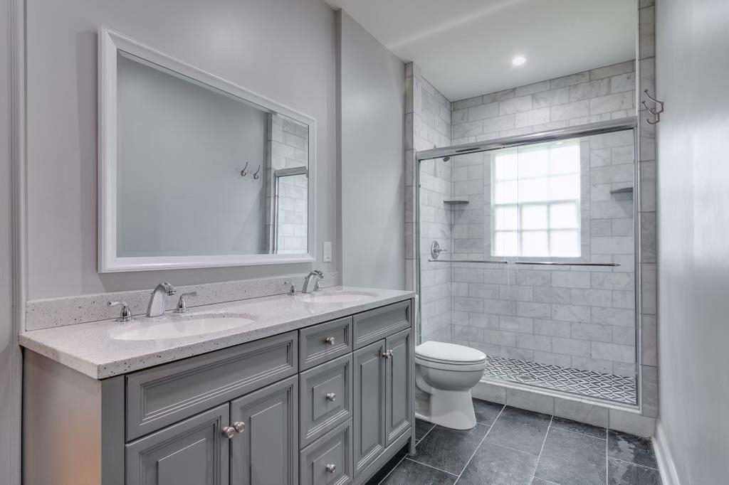 2745 CENTRAL AVE Unit: 1