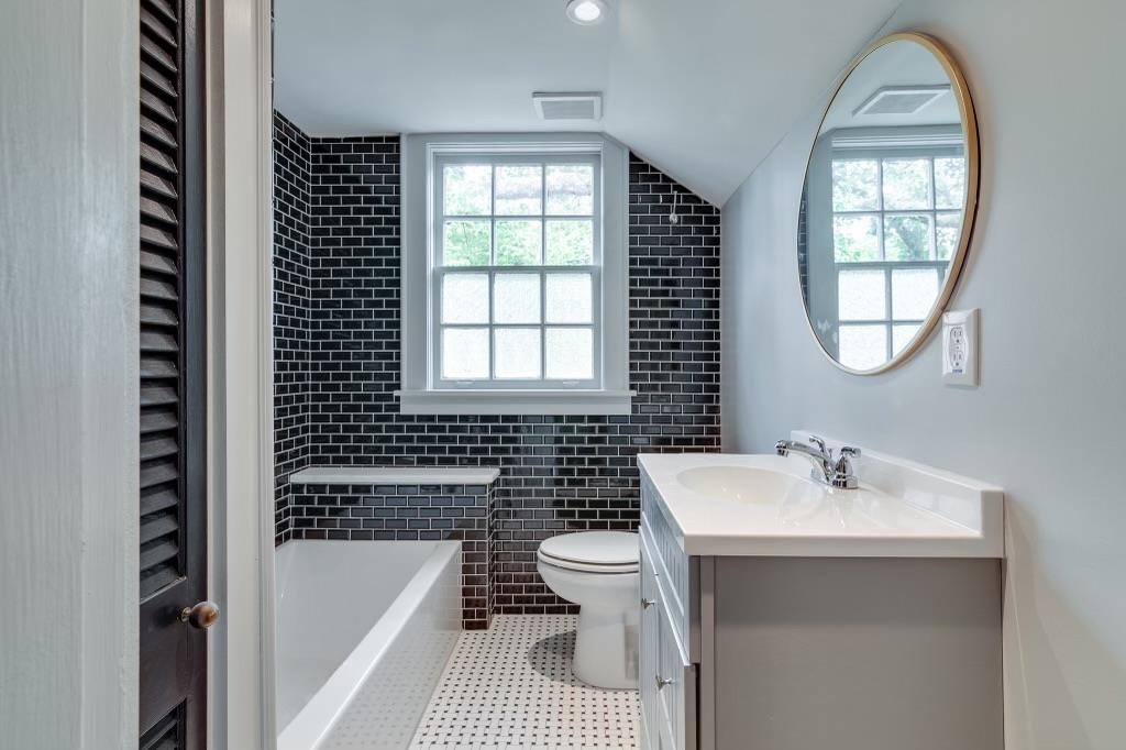 2745 CENTRAL AVE Unit: 1