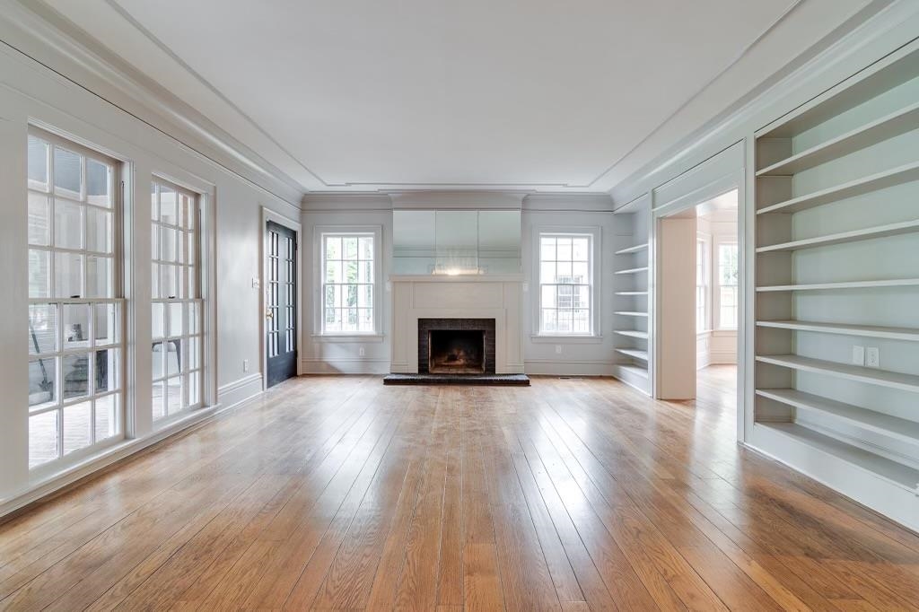 2745 CENTRAL AVE Unit: 1