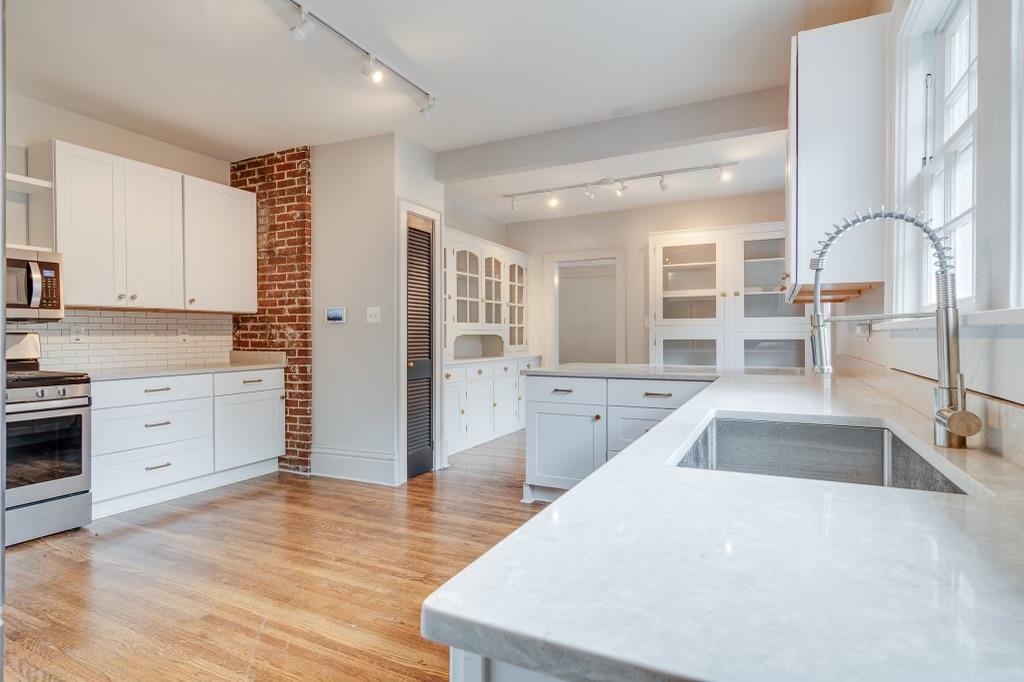 2745 CENTRAL AVE Unit: 1