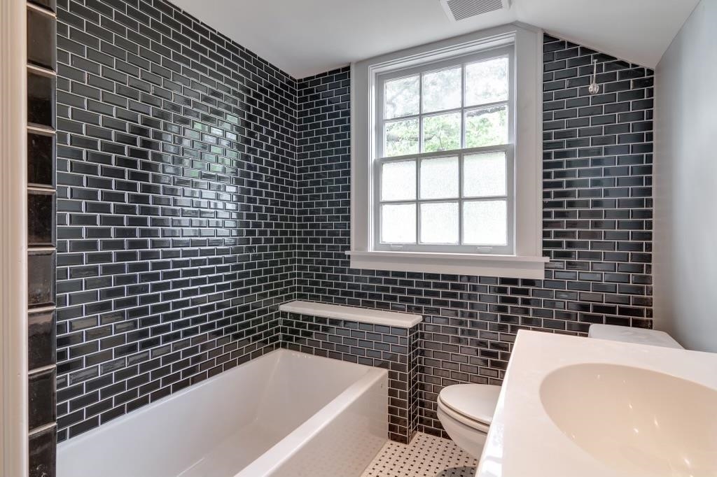 2745 CENTRAL AVE Unit: 1