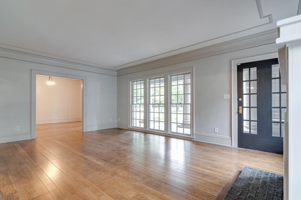 2745 CENTRAL AVE Unit: 1