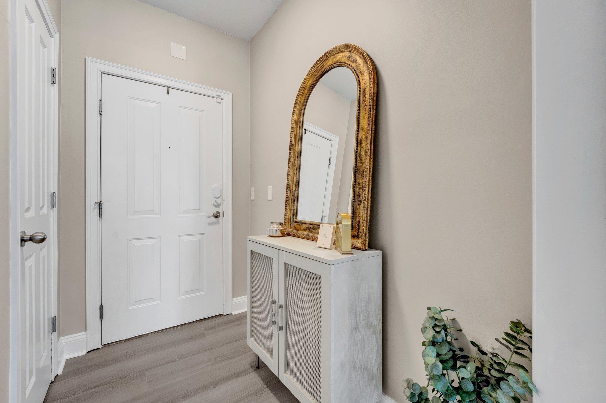 680 HARBOR BEND DR Unit: 107