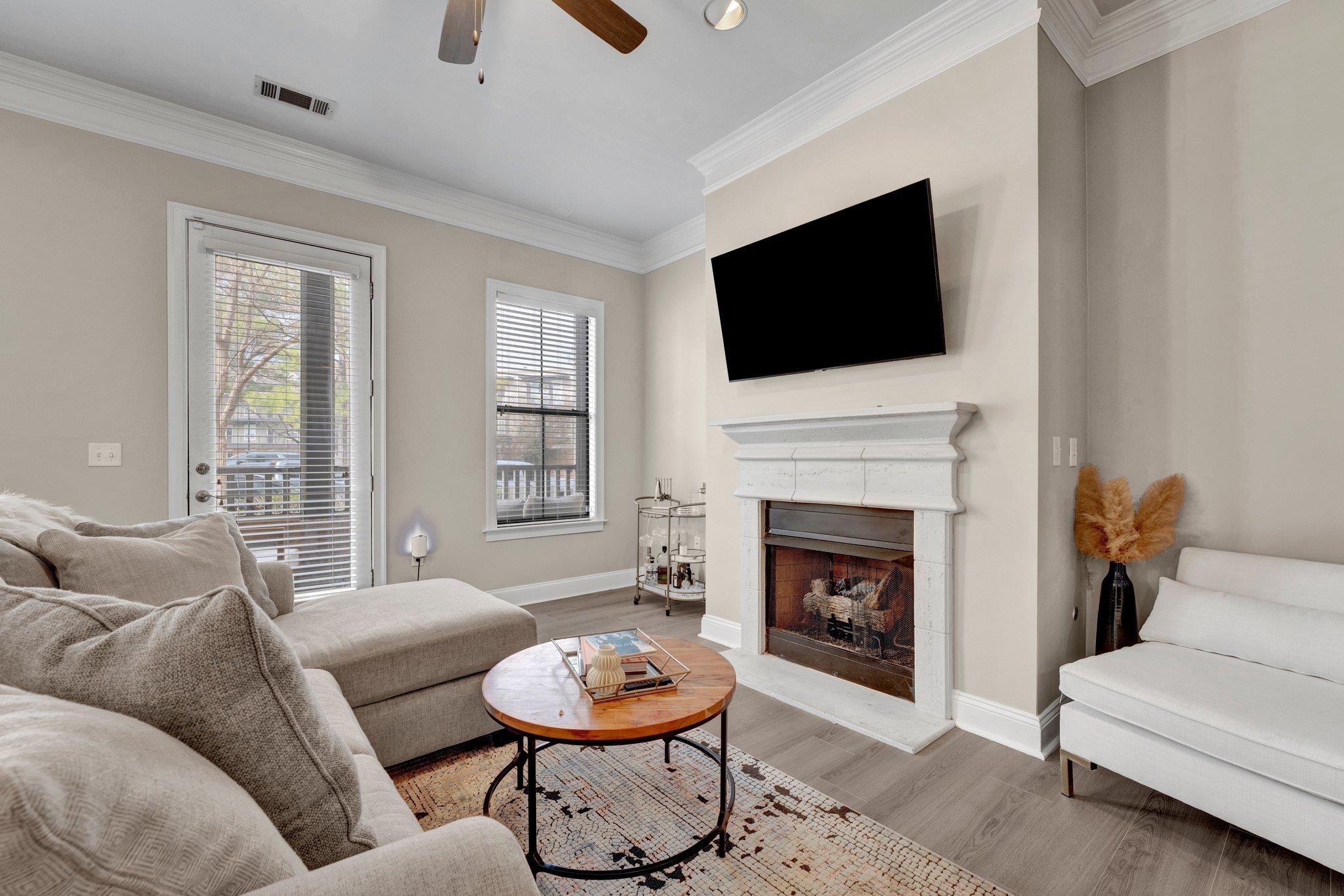 680 HARBOR BEND DR Unit: 107