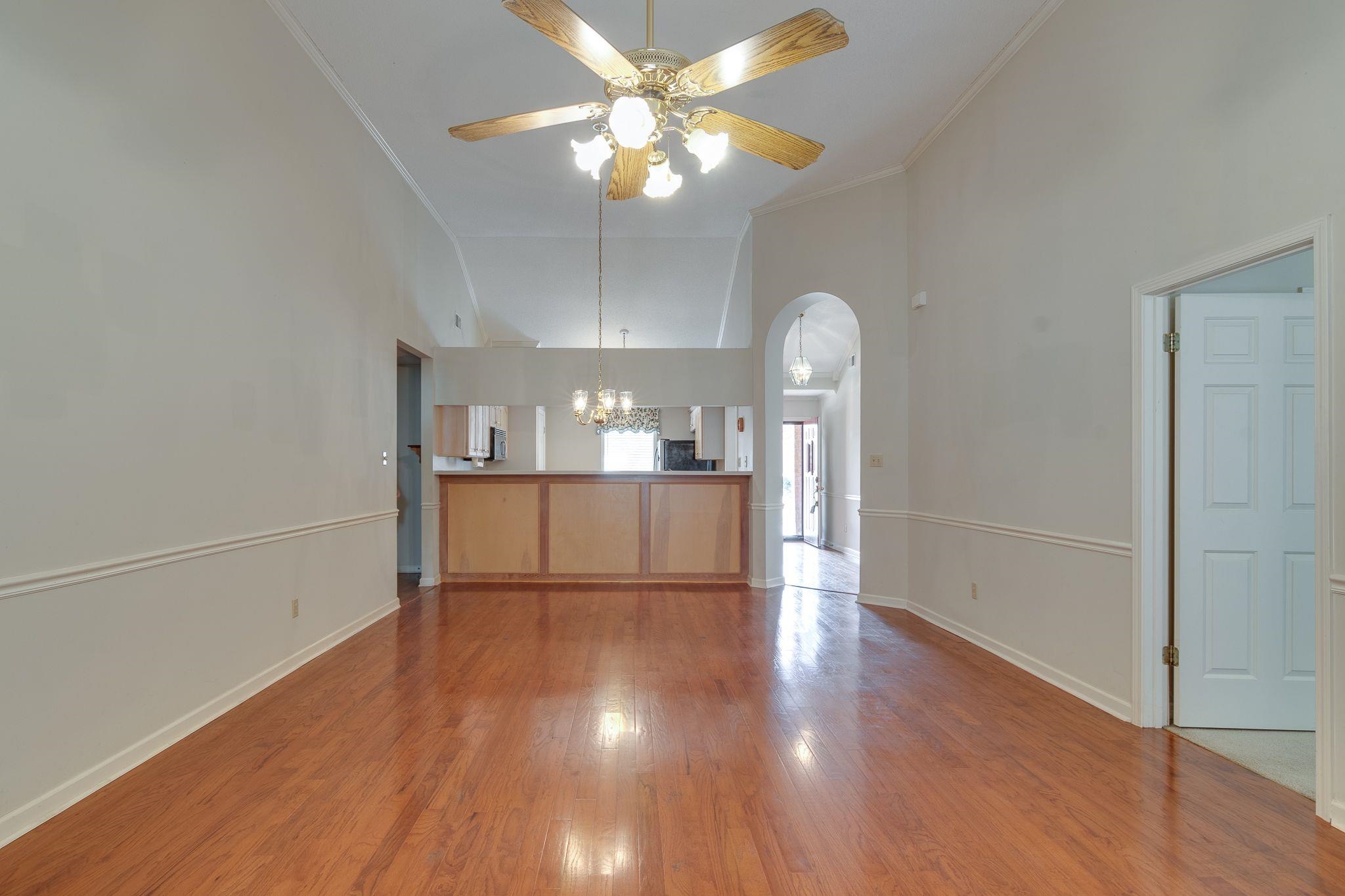 1891 W PHEASANT ACRES LN