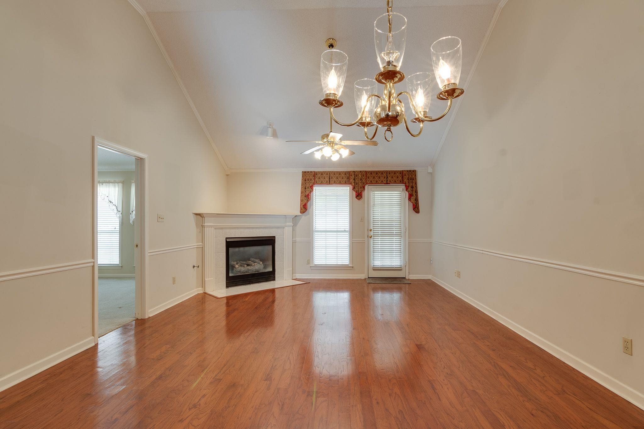 1891 W PHEASANT ACRES LN