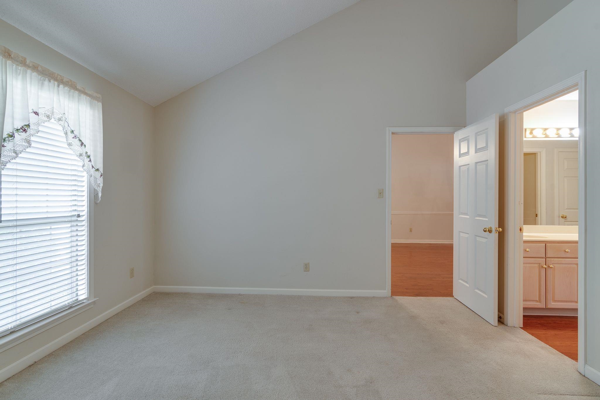 1891 W PHEASANT ACRES LN