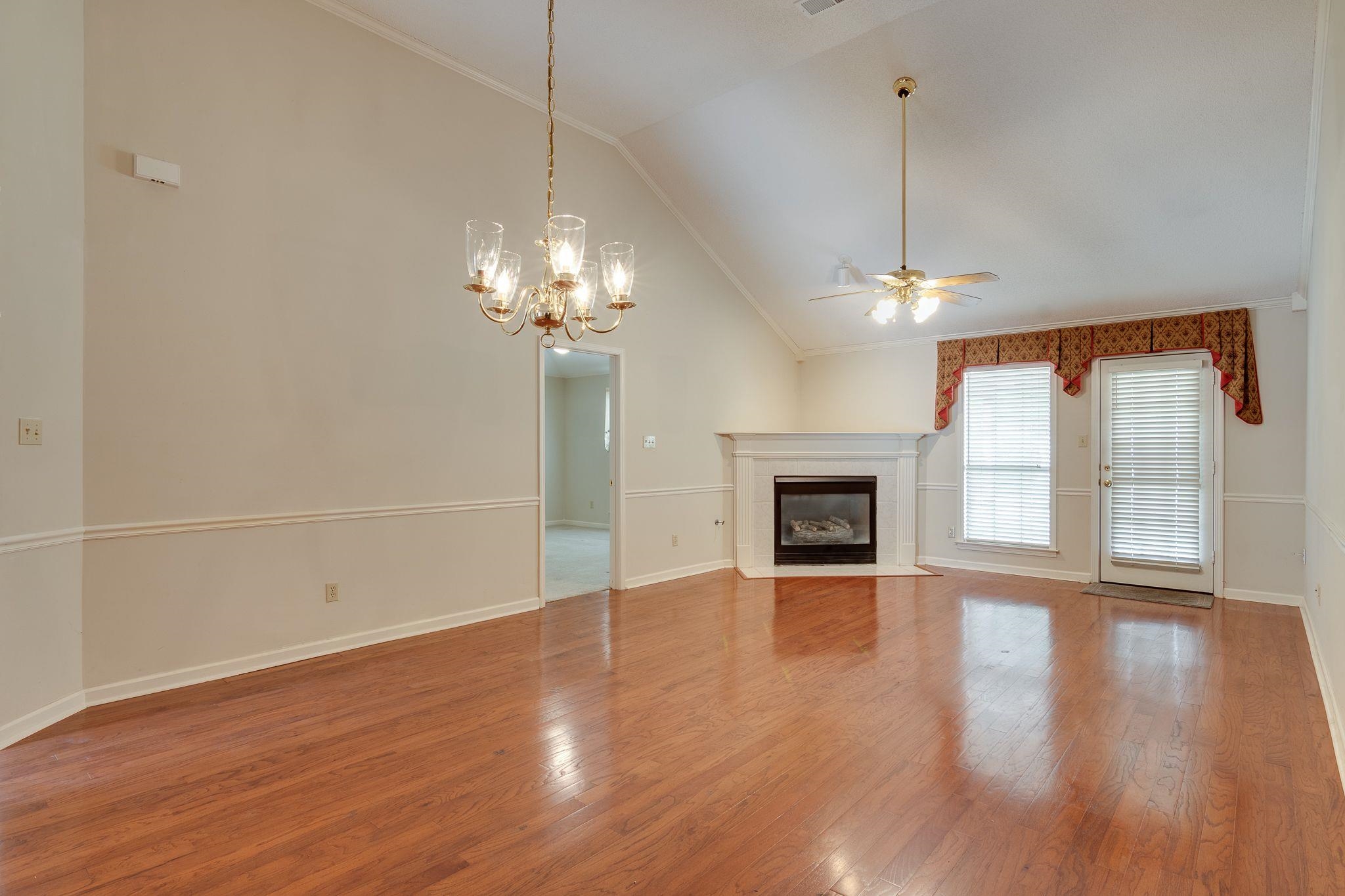 1891 W PHEASANT ACRES LN