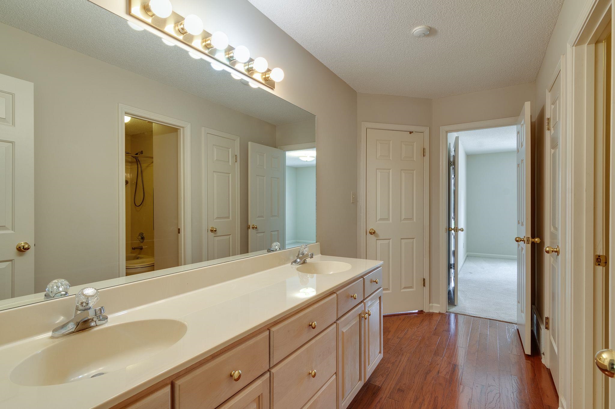 1891 W PHEASANT ACRES LN