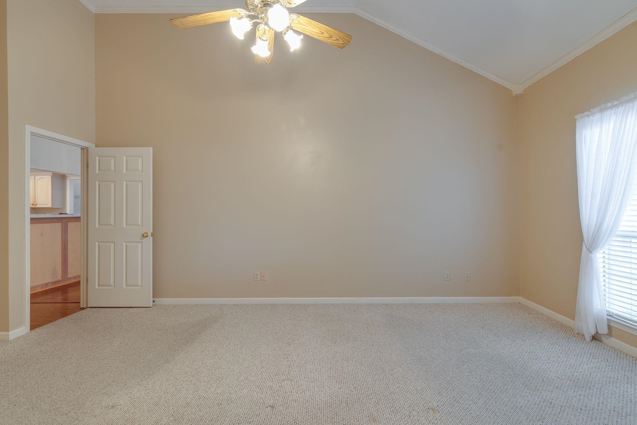 1891 W PHEASANT ACRES LN