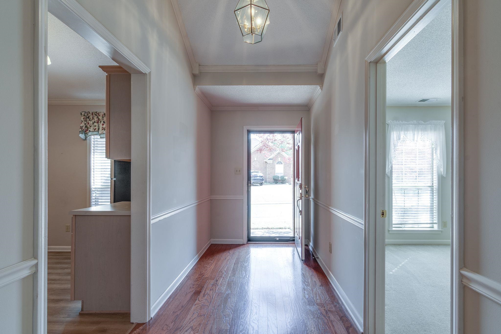 1891 W PHEASANT ACRES LN