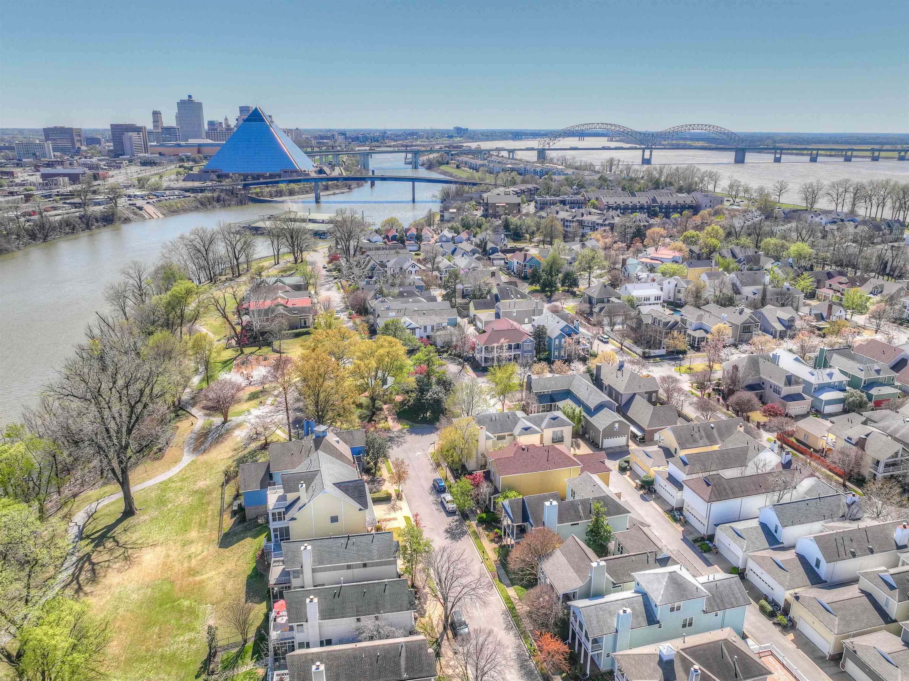 844 HARBOR ISLE CIR E