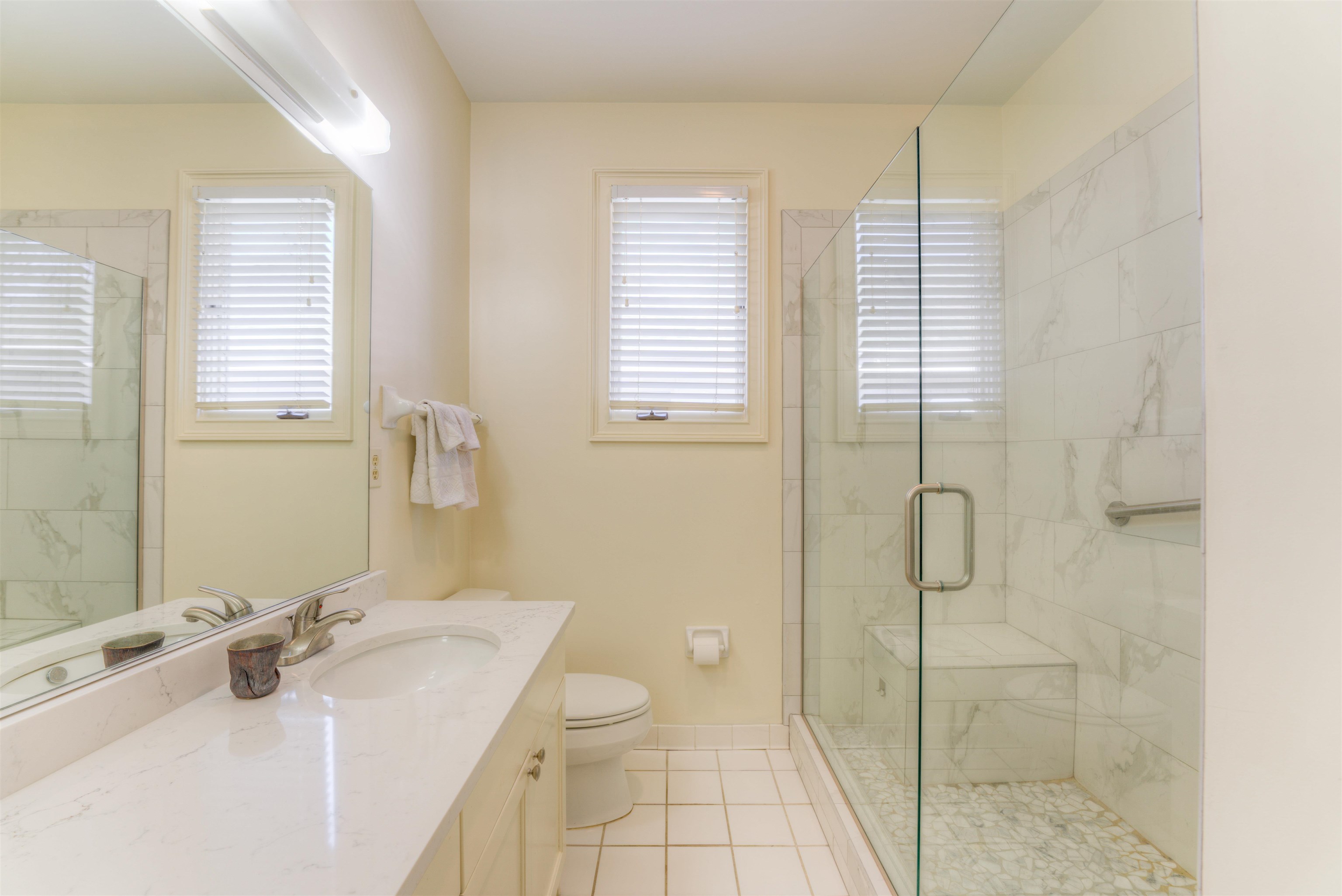 844 HARBOR ISLE CIR E