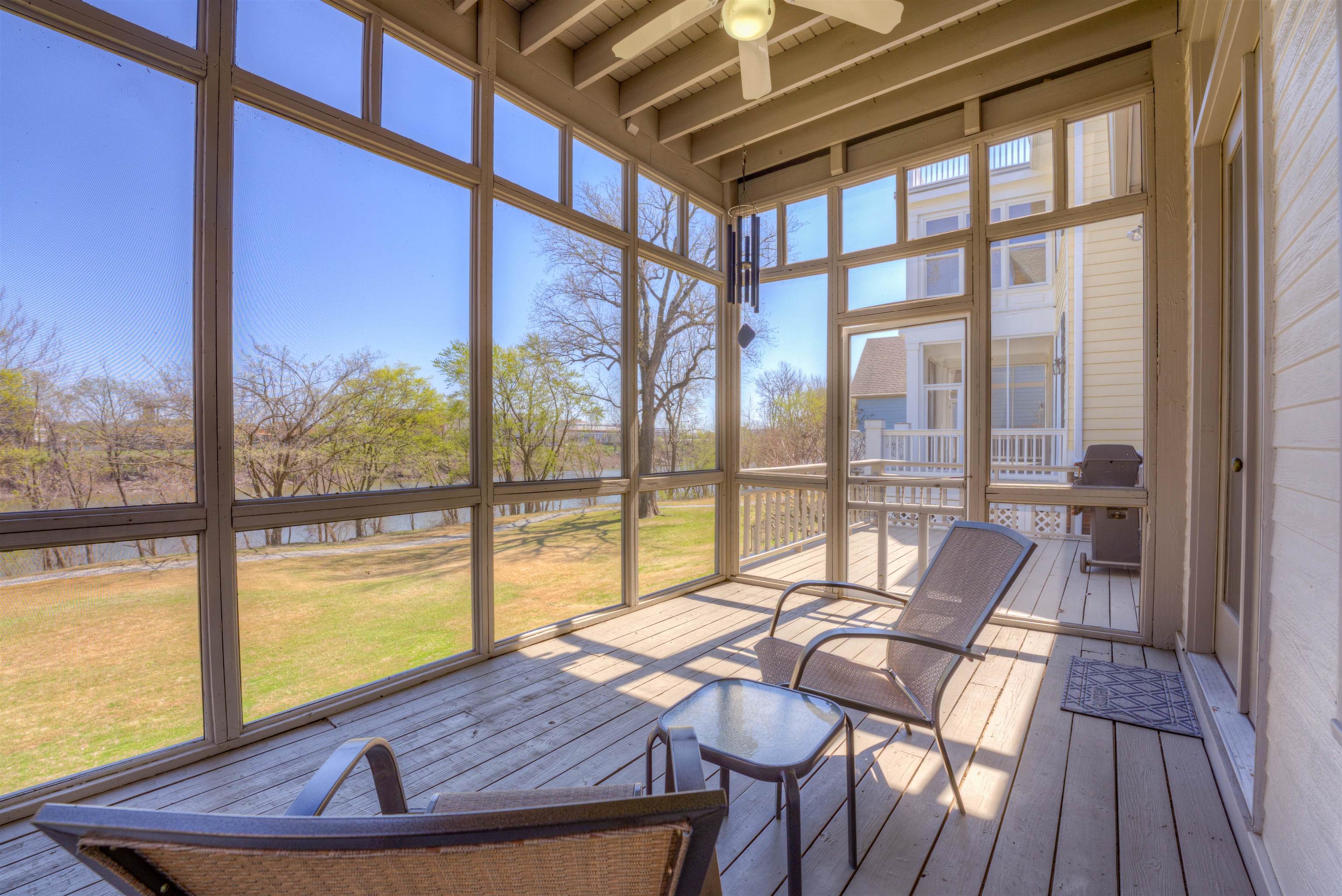 844 HARBOR ISLE CIR E