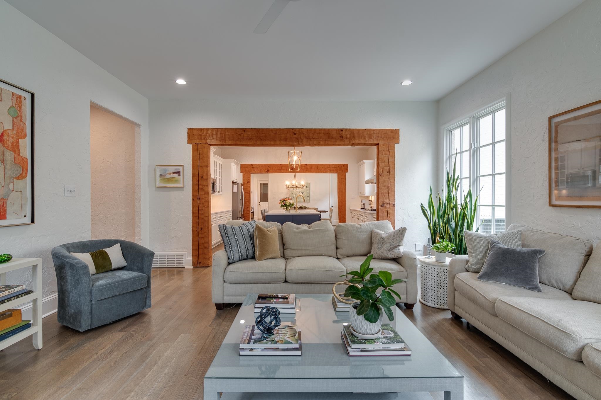 6330 MASSEY WOODS CV