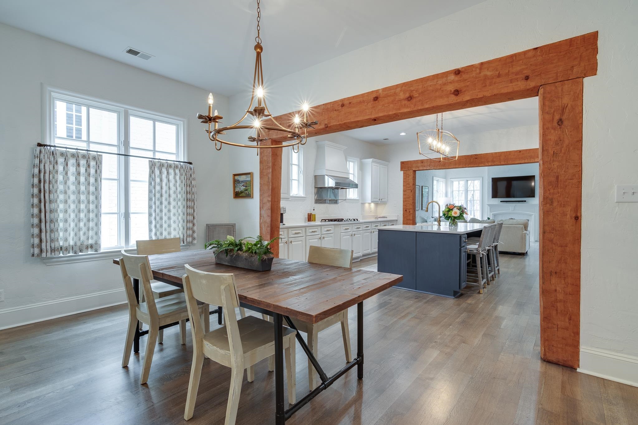 6330 MASSEY WOODS CV