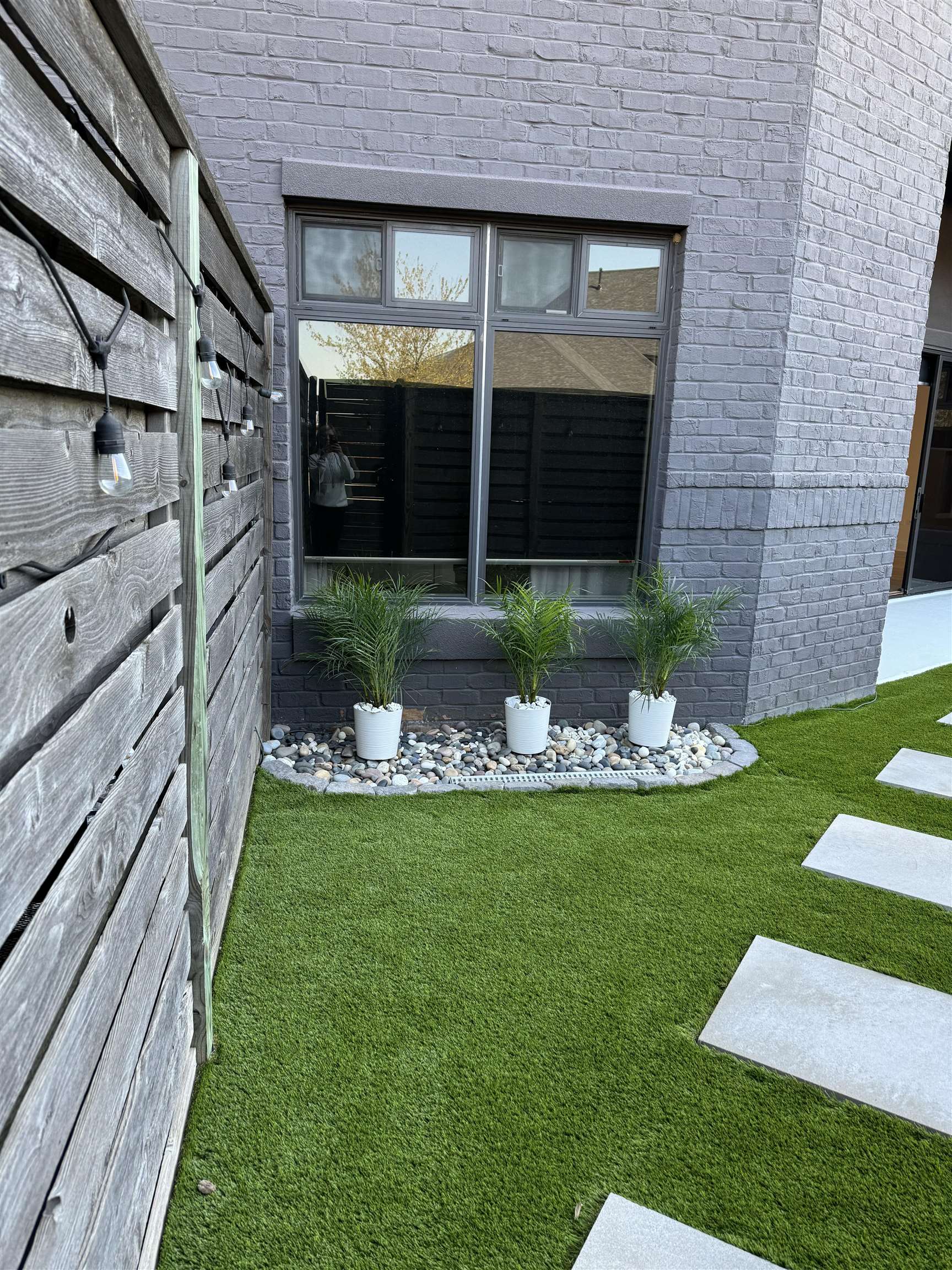 717 S RIVERSIDE DR Unit: 106