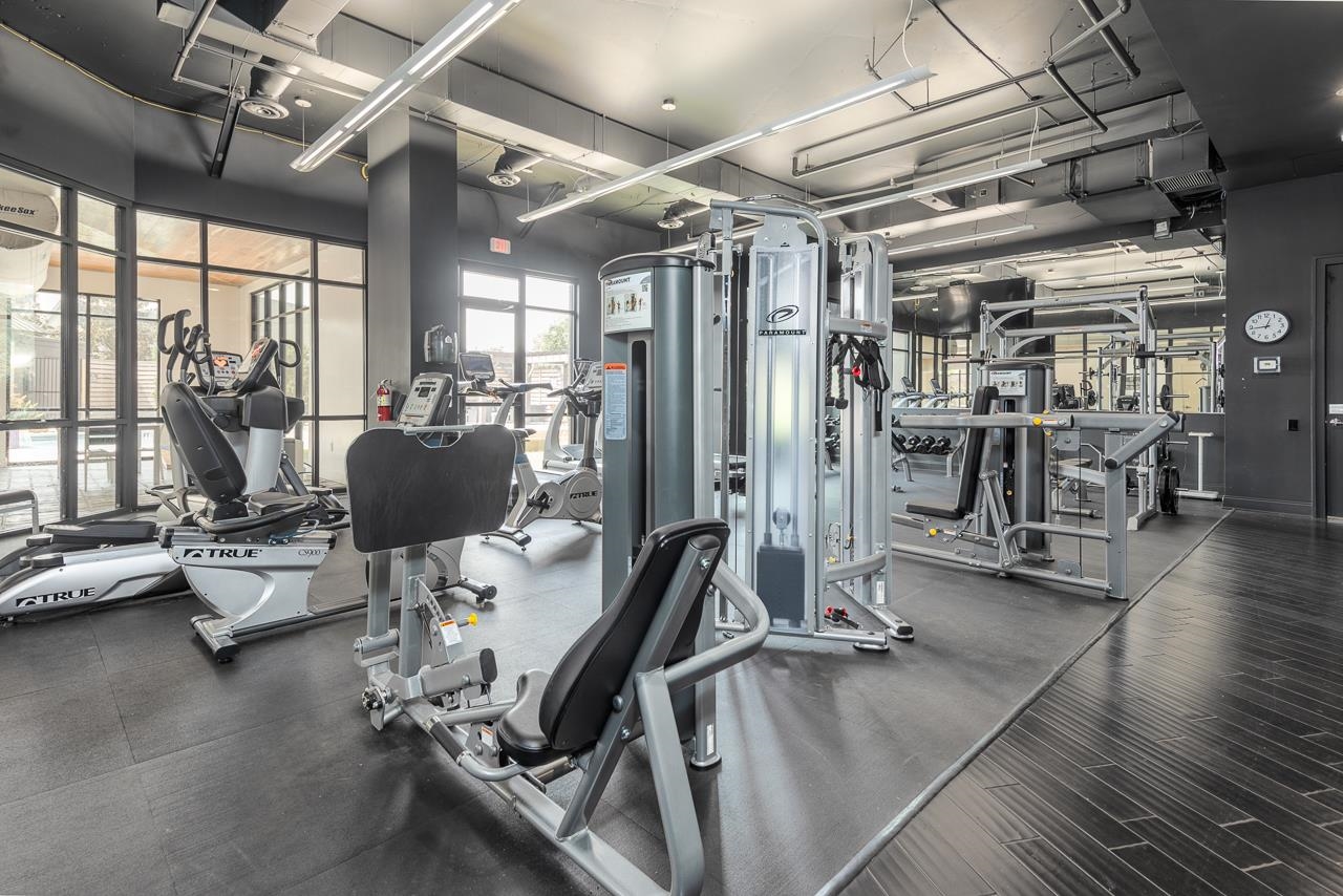 717 S RIVERSIDE DR Unit: 106