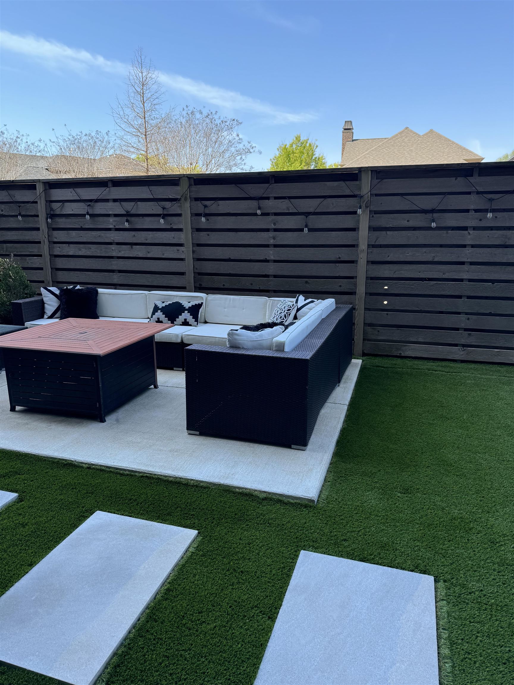 717 S RIVERSIDE DR Unit: 106