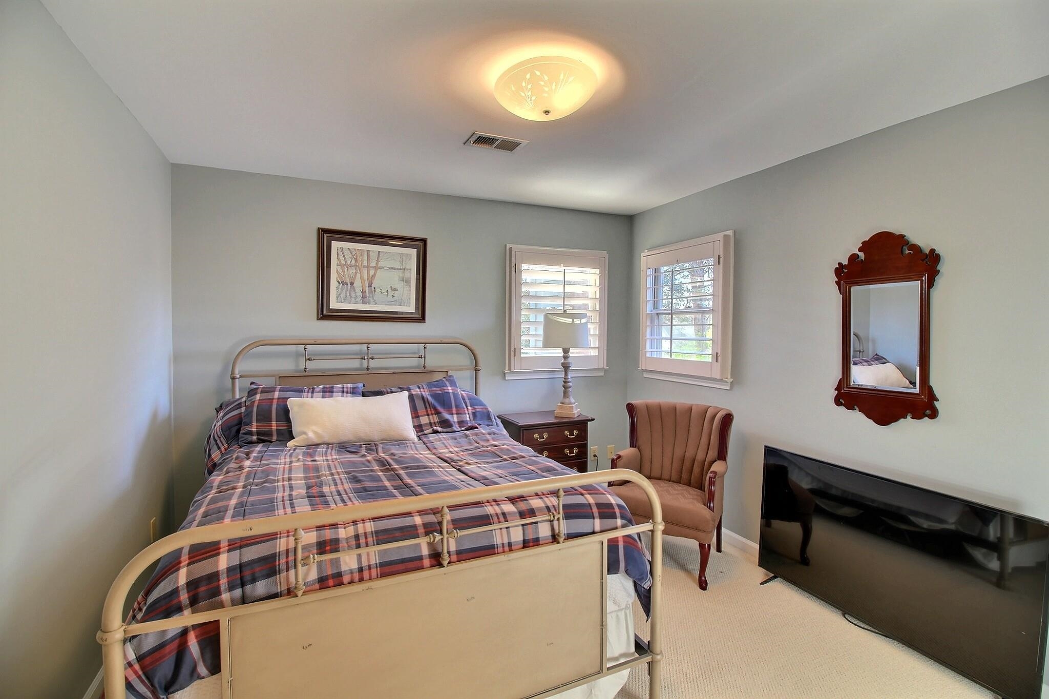1663 FORSYTHE TRL