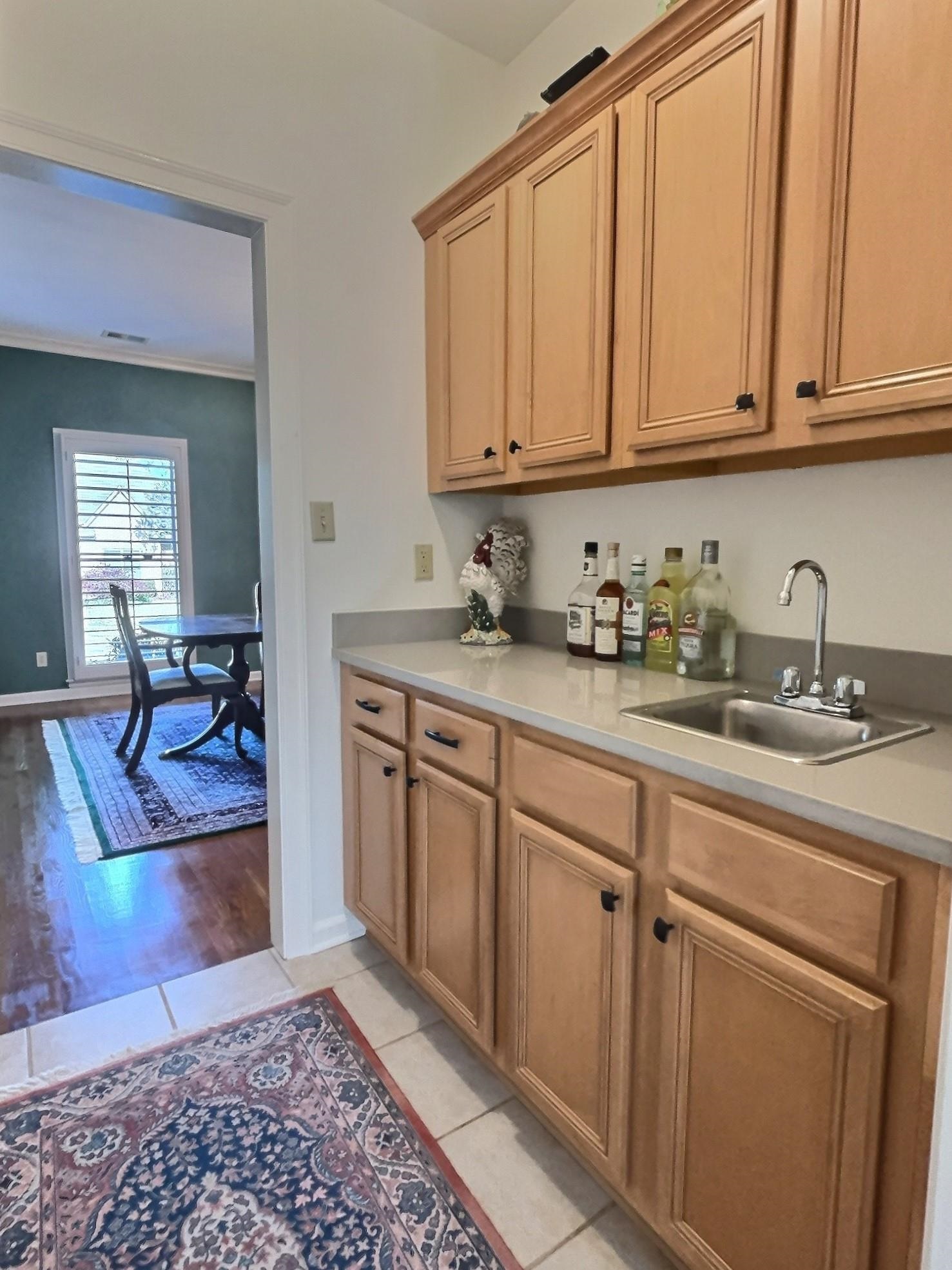 1663 FORSYTHE TRL