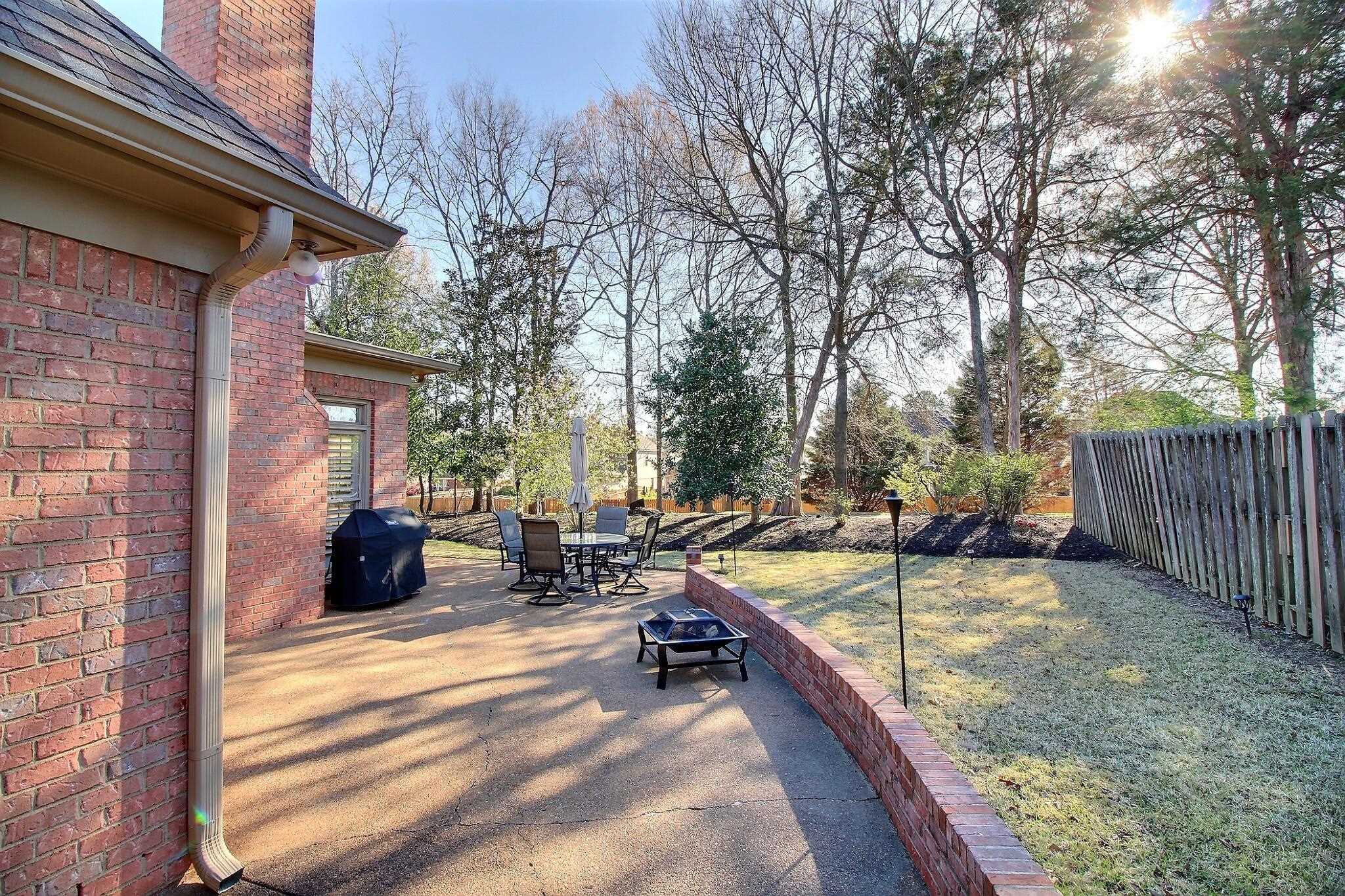 1663 FORSYTHE TRL