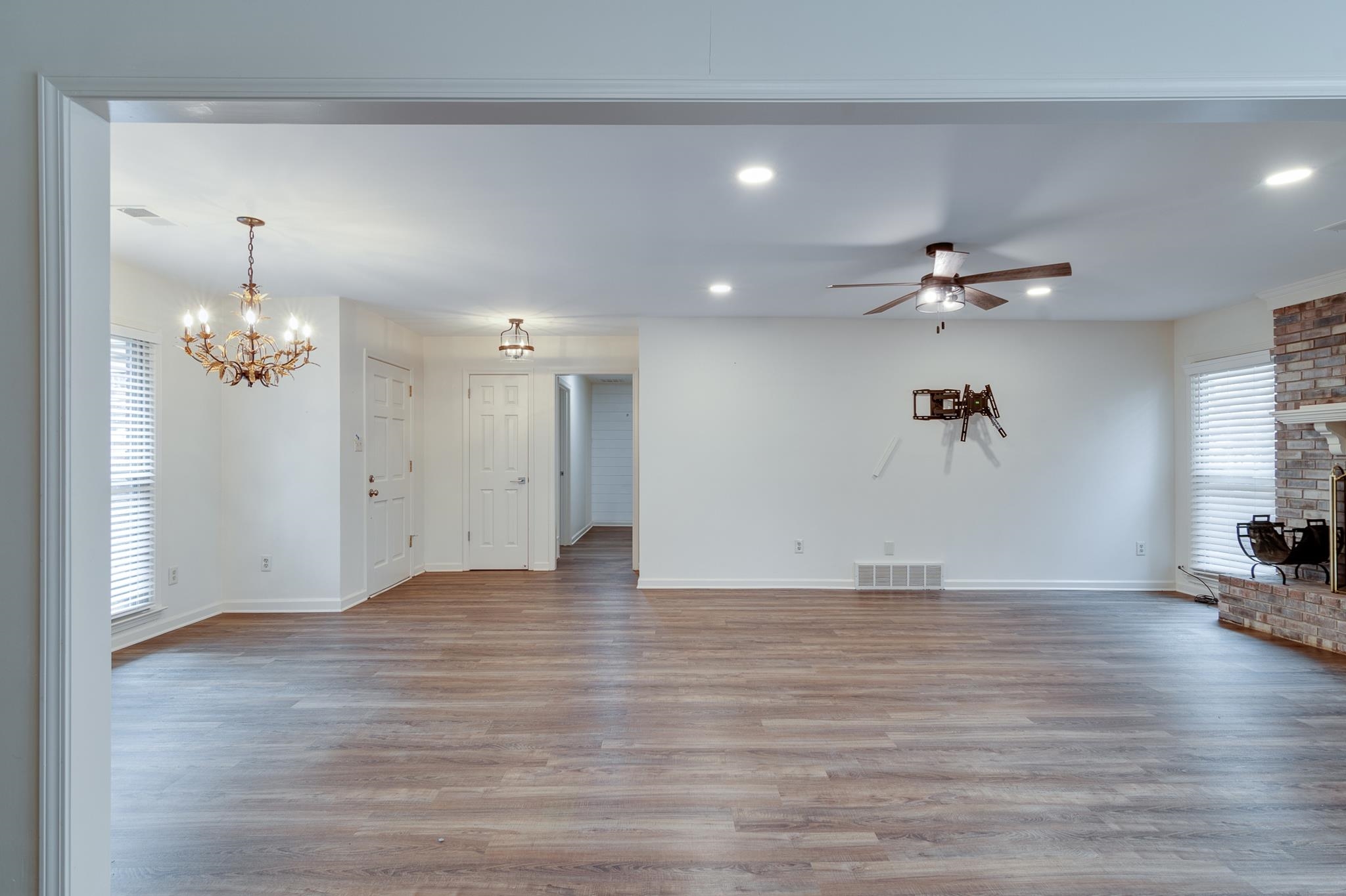 8560 W PARK TRAIL DR Unit: 8560