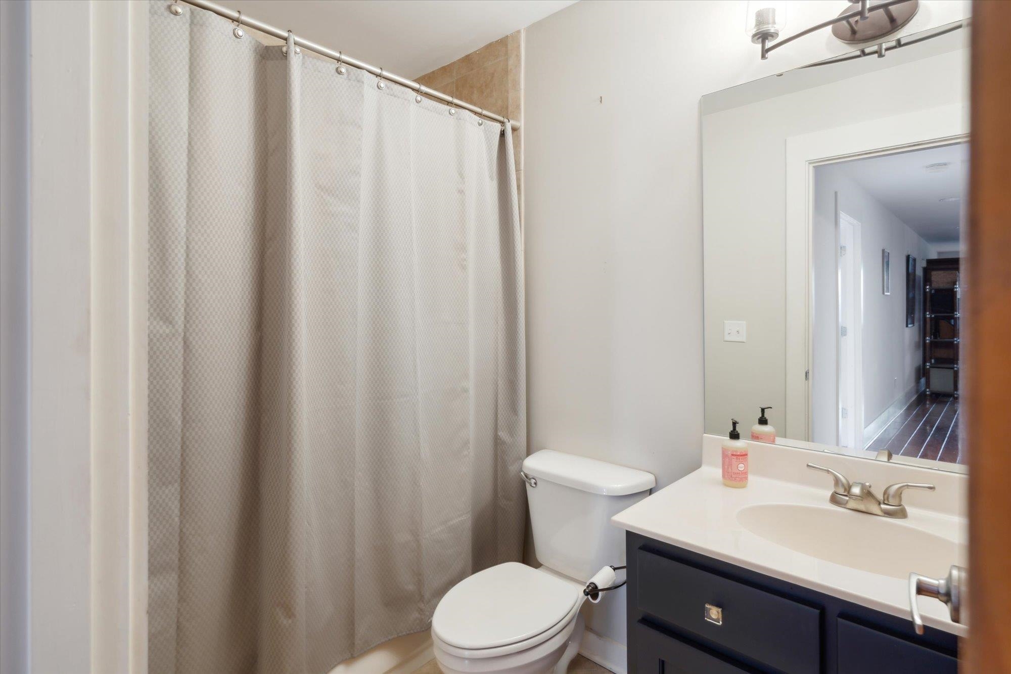 137 E G E PATTERSON AVE Unit: 402