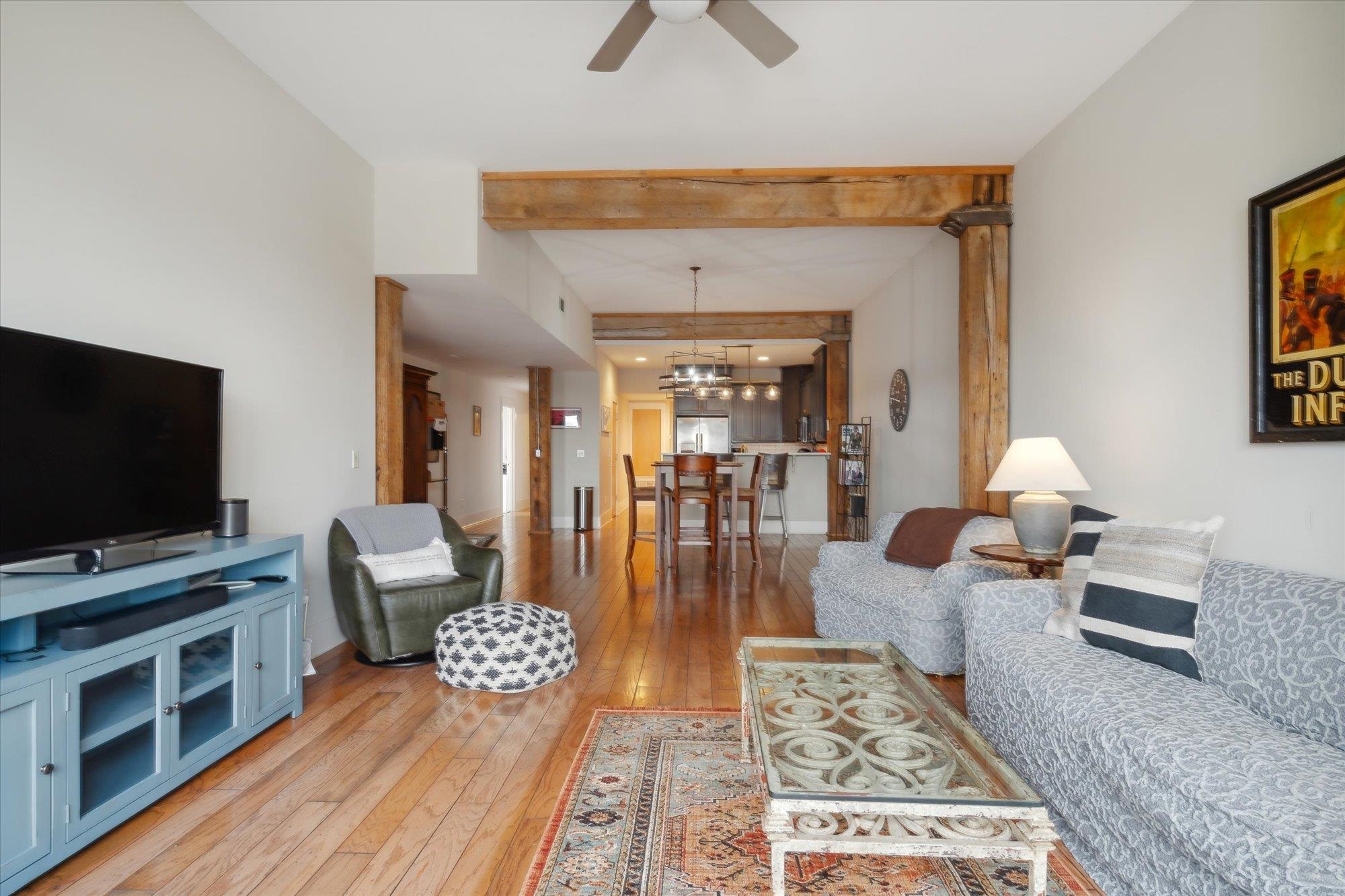 137 E G E PATTERSON AVE Unit: 402