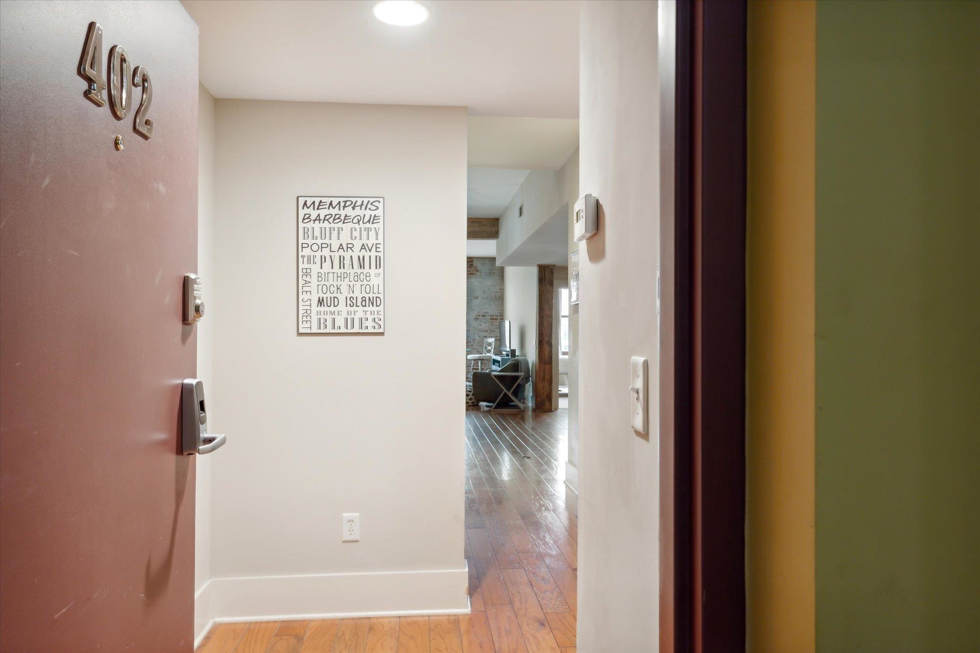 137 E G E PATTERSON AVE Unit: 402