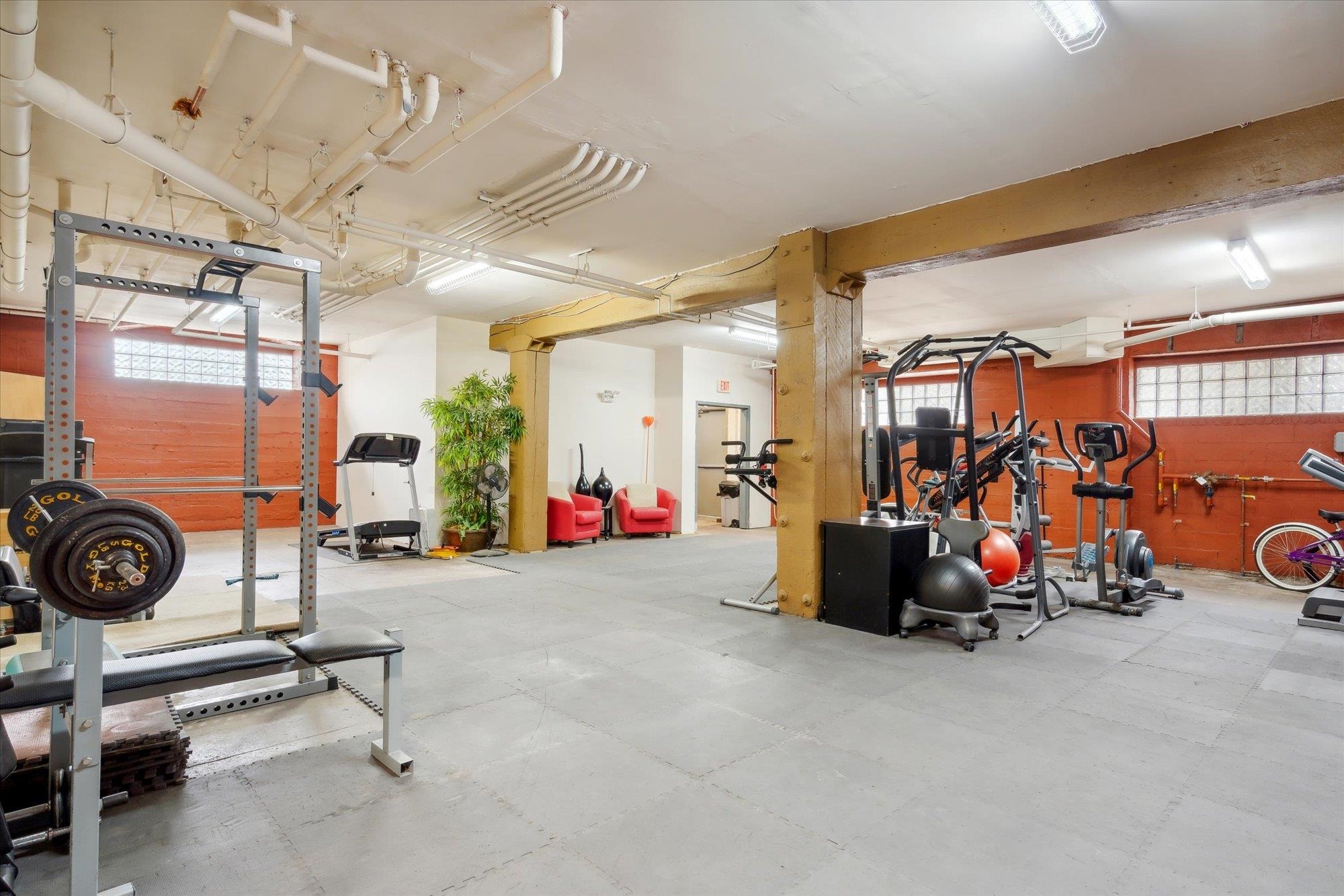 137 E G E PATTERSON AVE Unit: 402