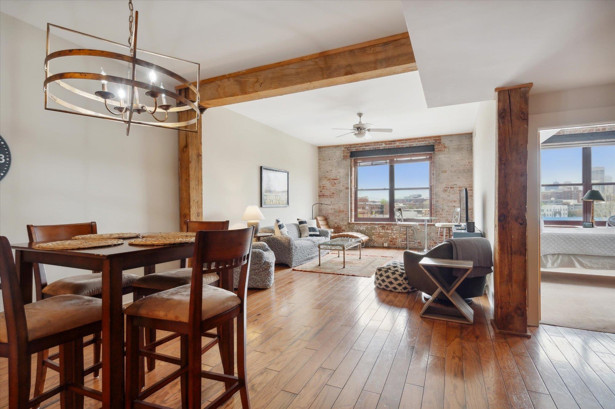 137 E G E PATTERSON AVE Unit: 402