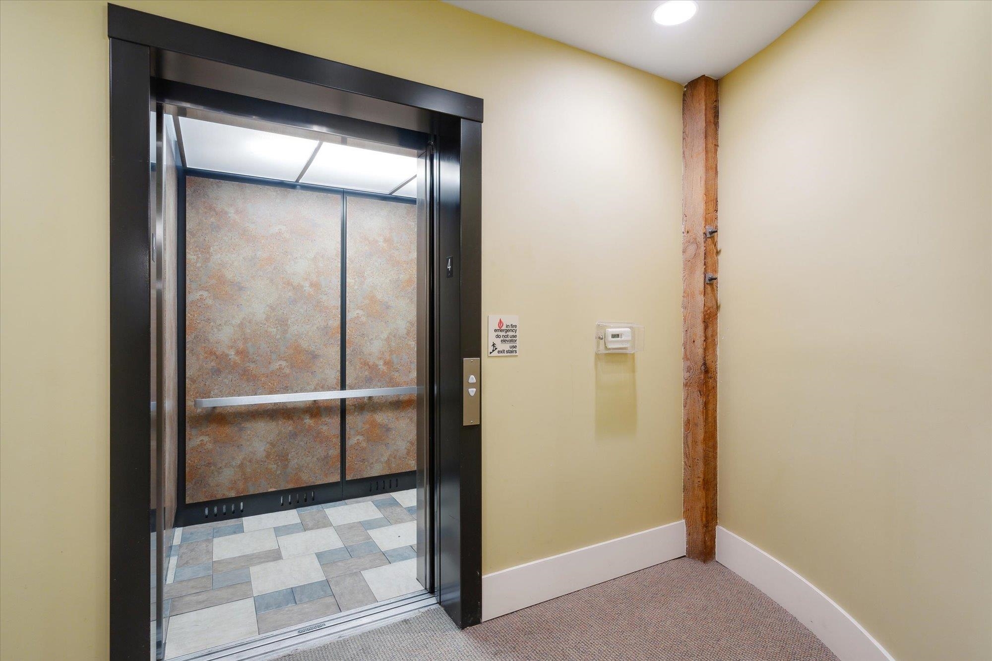 137 E G E PATTERSON AVE Unit: 402