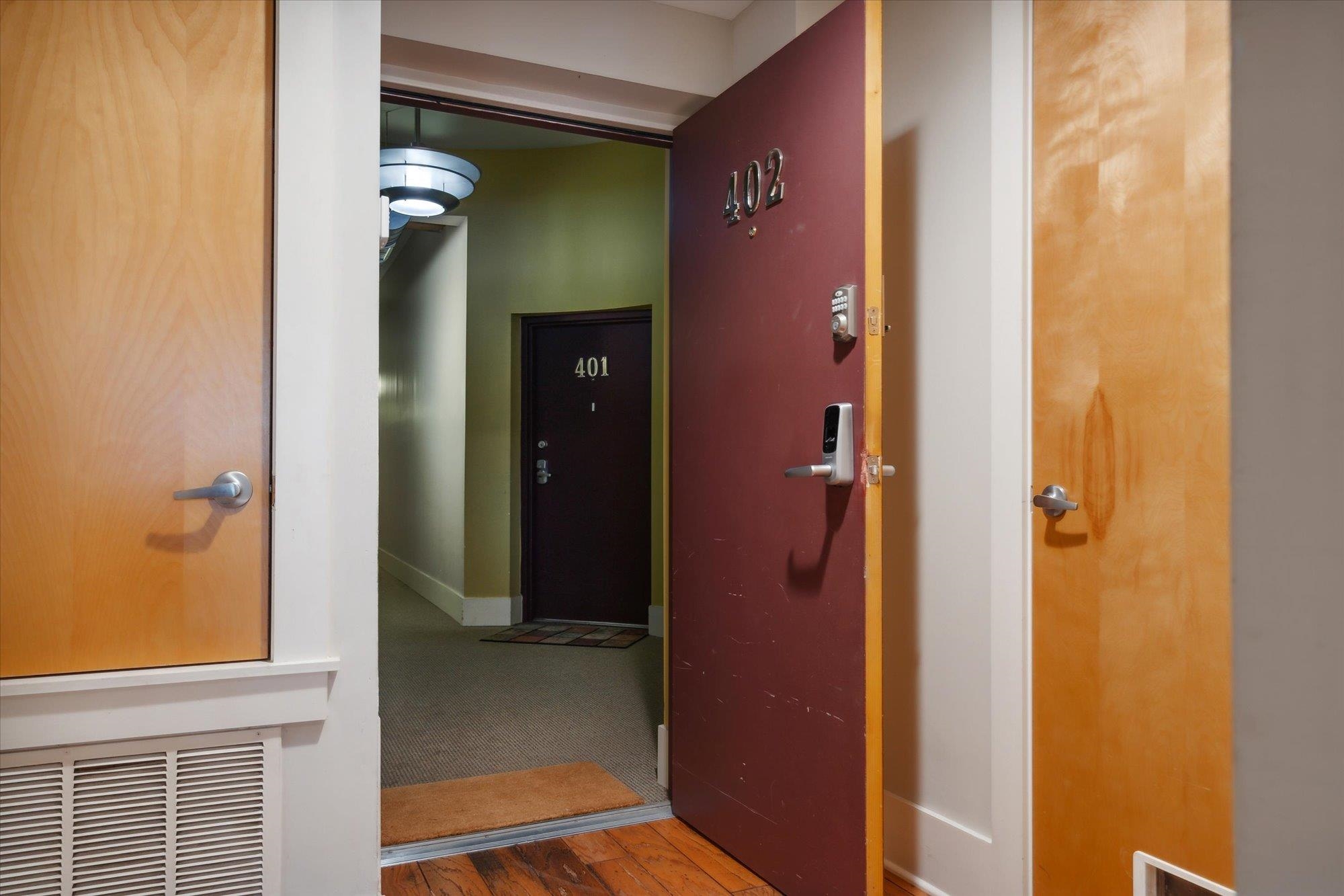 137 E G E PATTERSON AVE Unit: 402