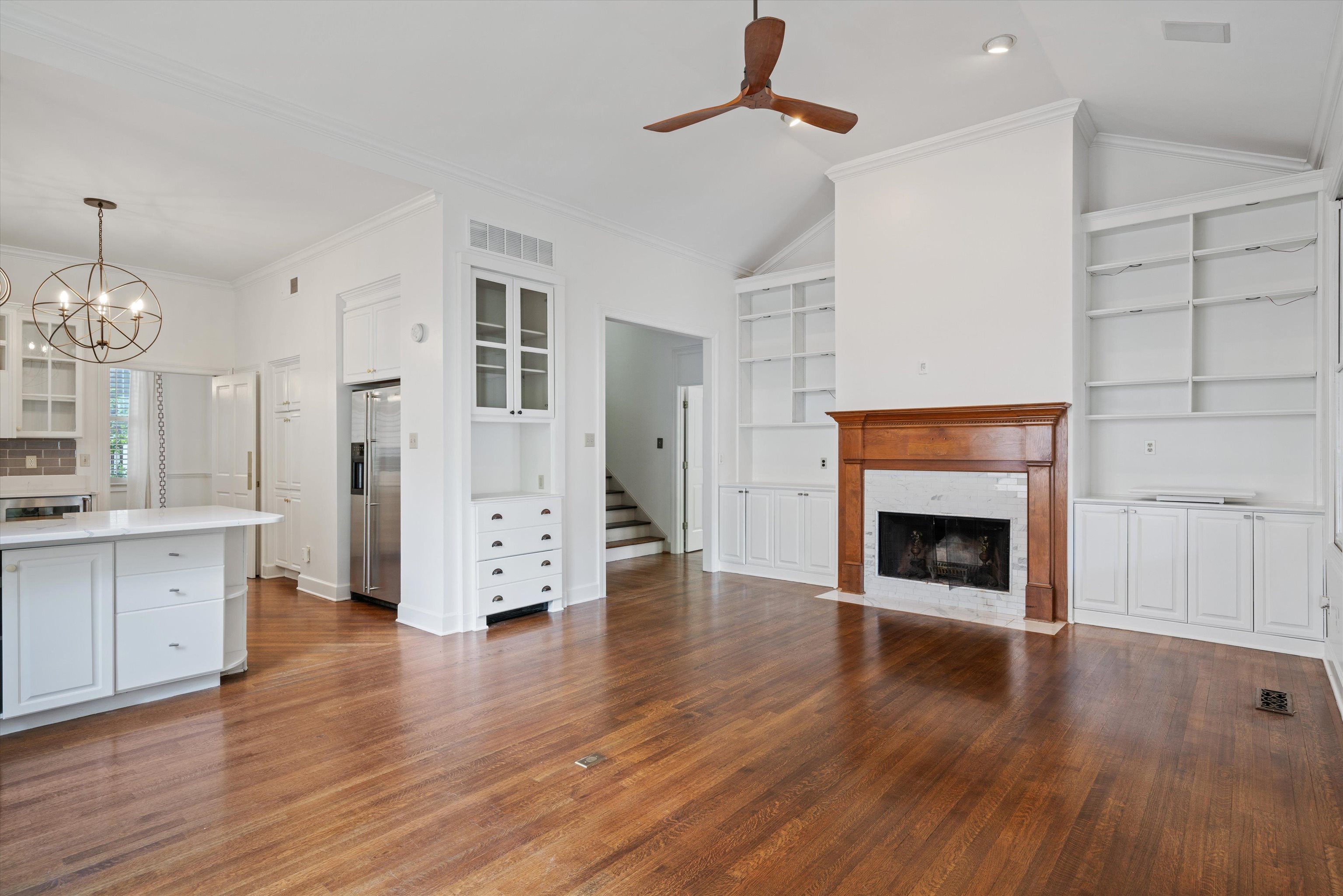 1766 OVERTON PARK AVE