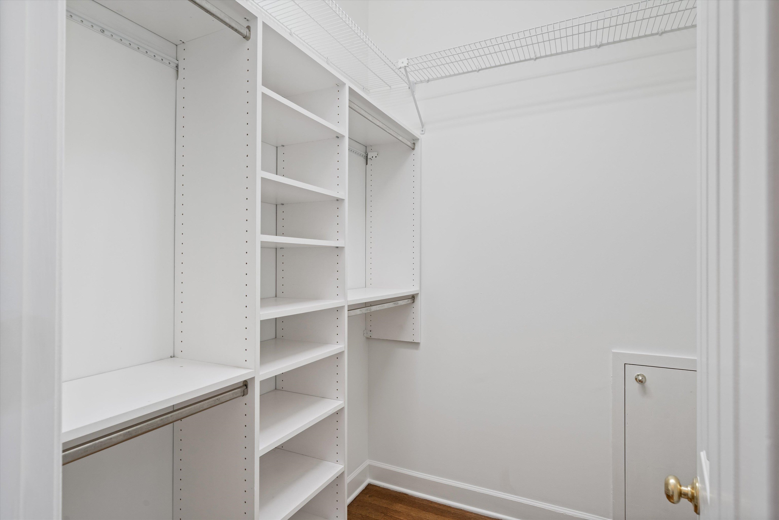 1766 OVERTON PARK AVE