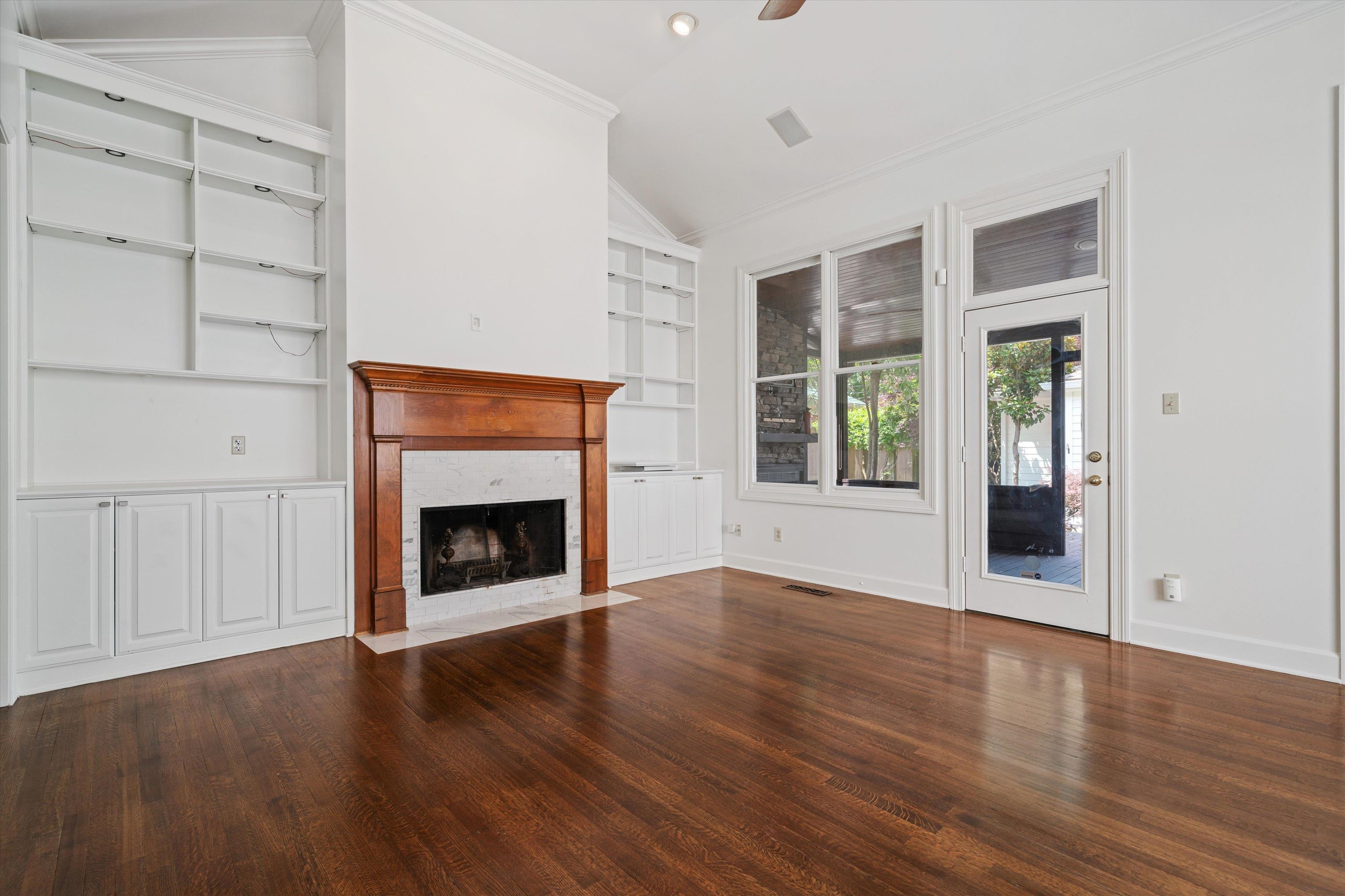 1766 OVERTON PARK AVE