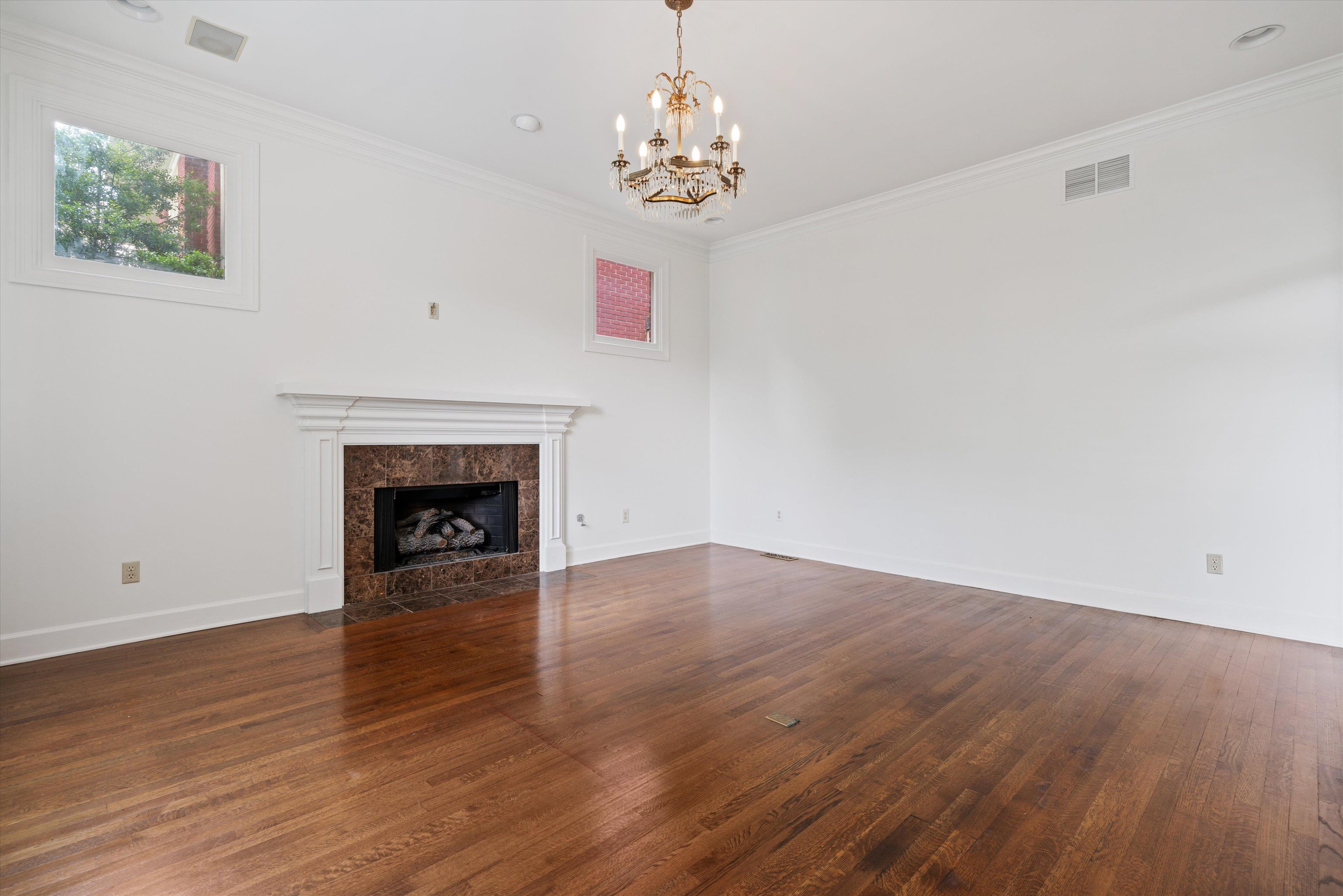 1766 OVERTON PARK AVE