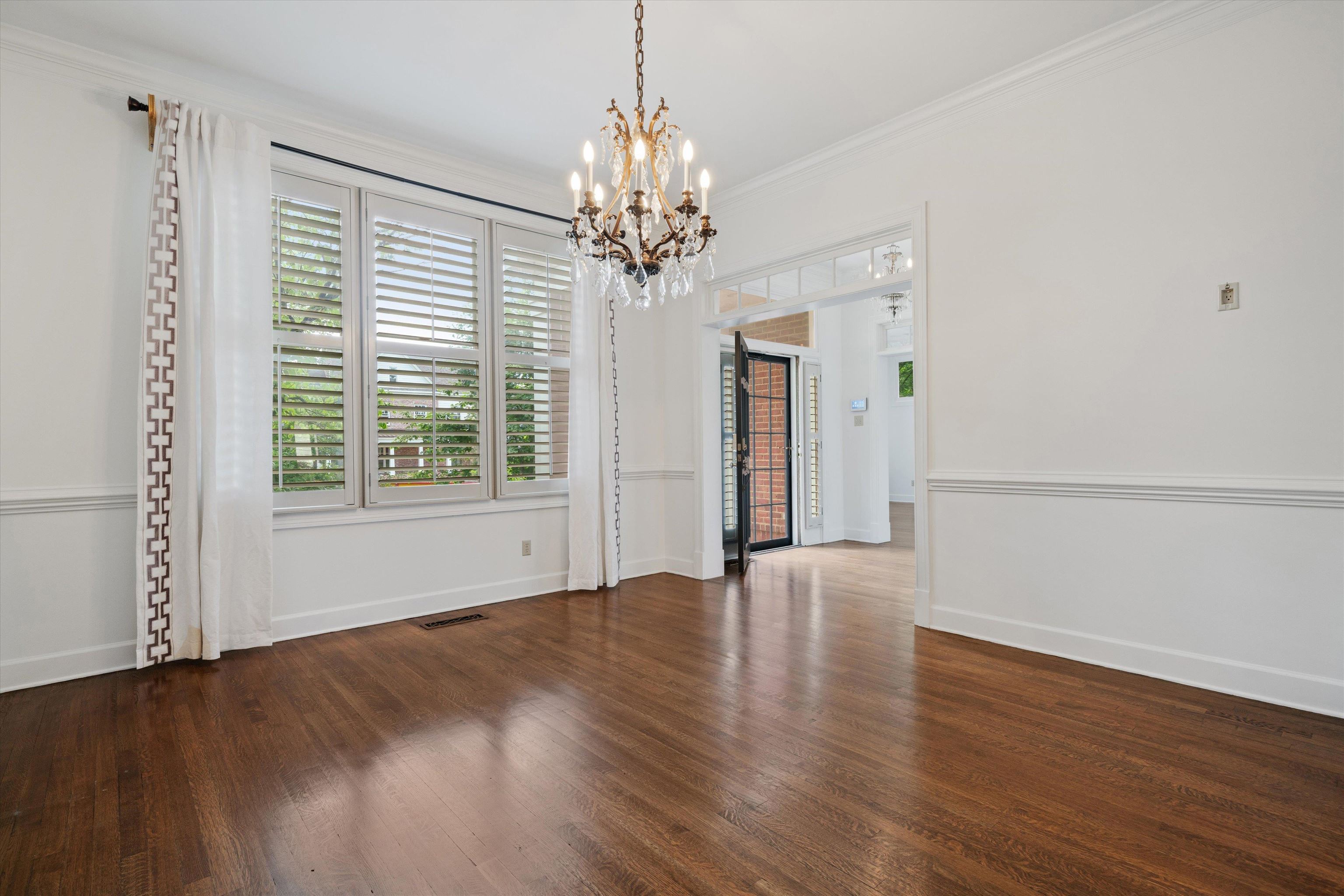 1766 OVERTON PARK AVE