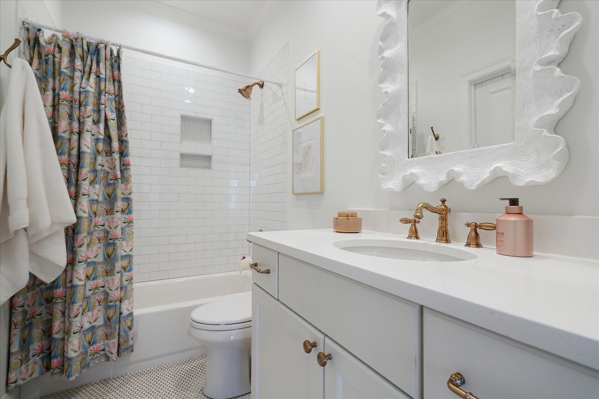 1775 BAYNARD LOOP LOOP W