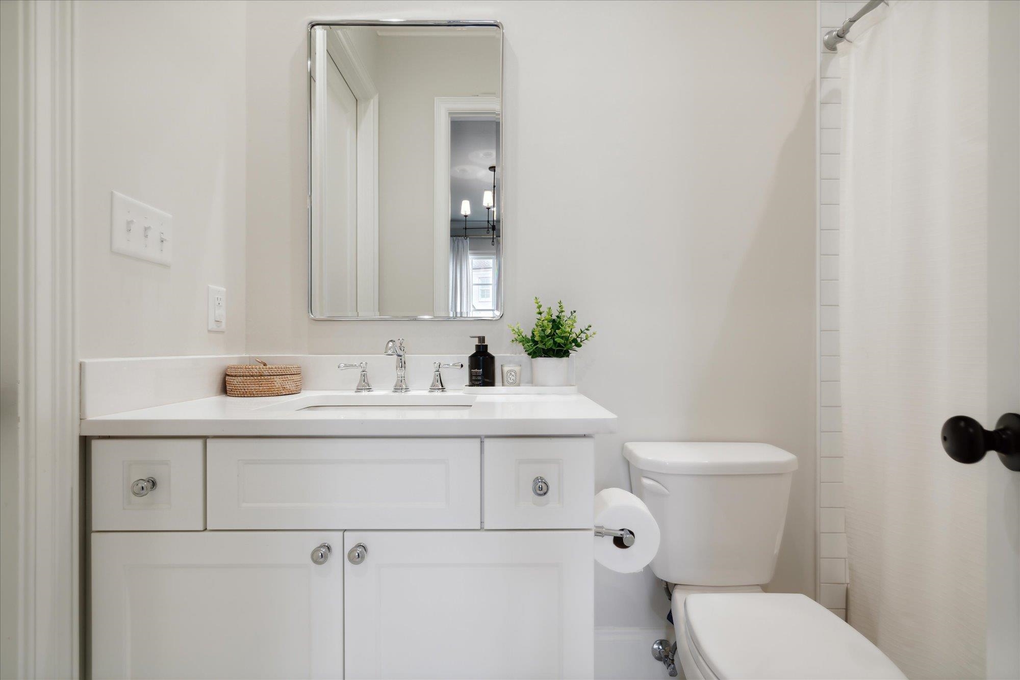 1775 BAYNARD LOOP LOOP W