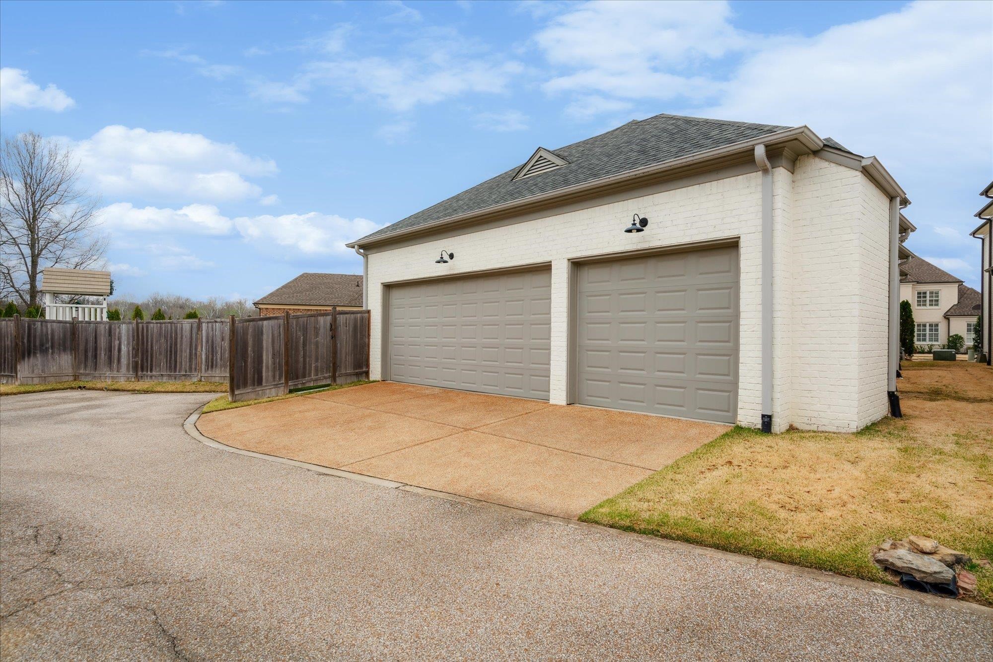 1775 BAYNARD LOOP LOOP W