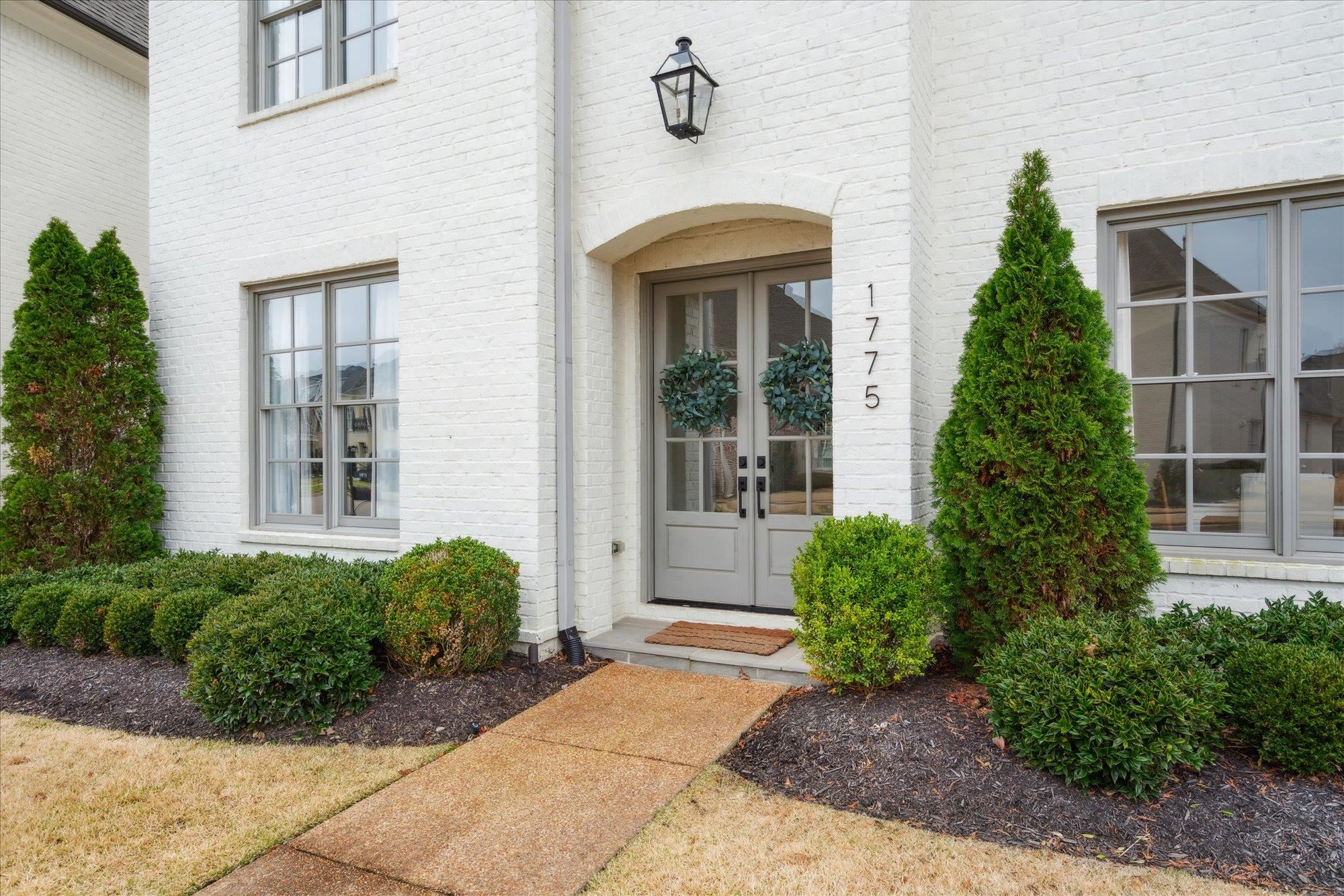 1775 BAYNARD LOOP LOOP W