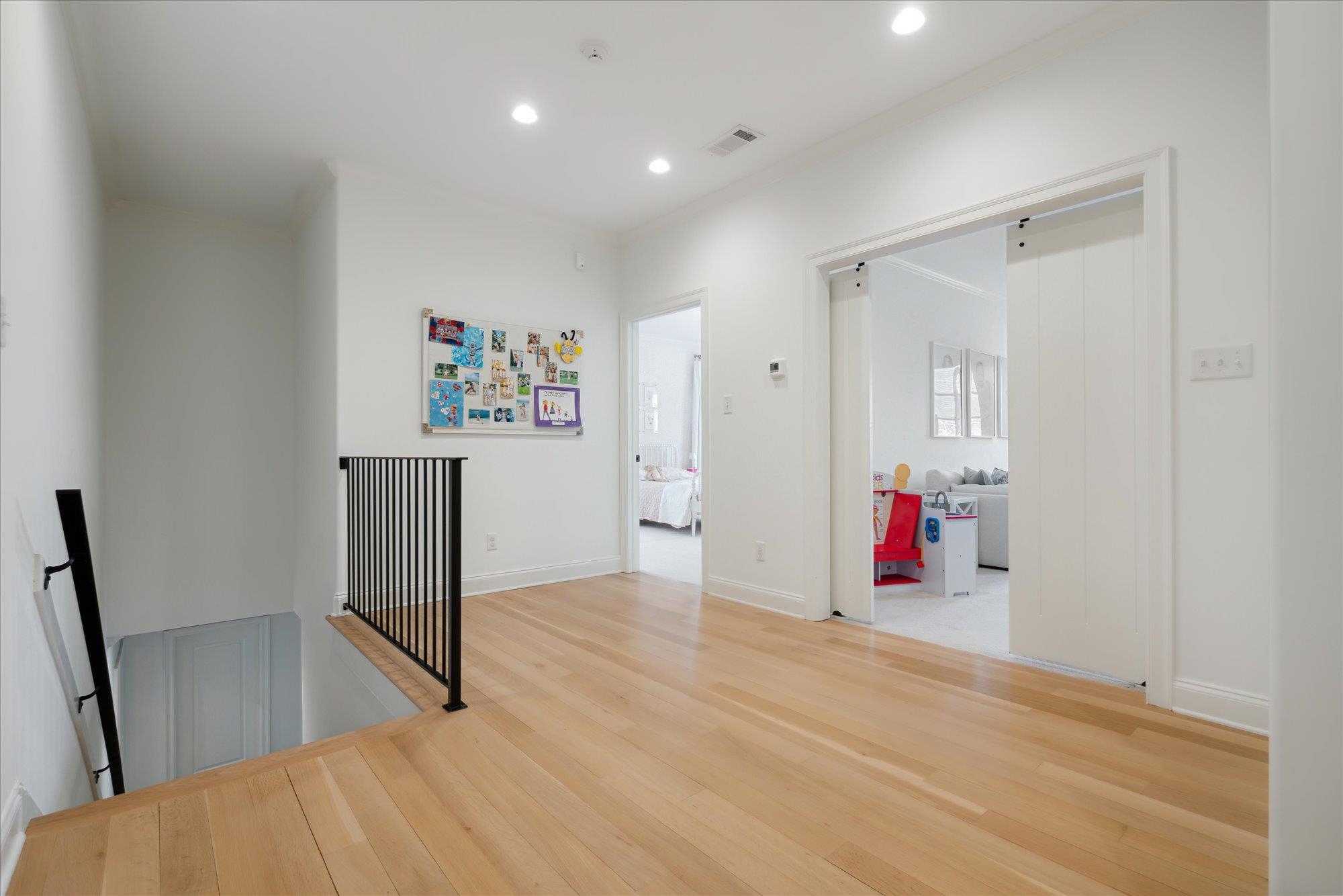 1775 BAYNARD LOOP LOOP W