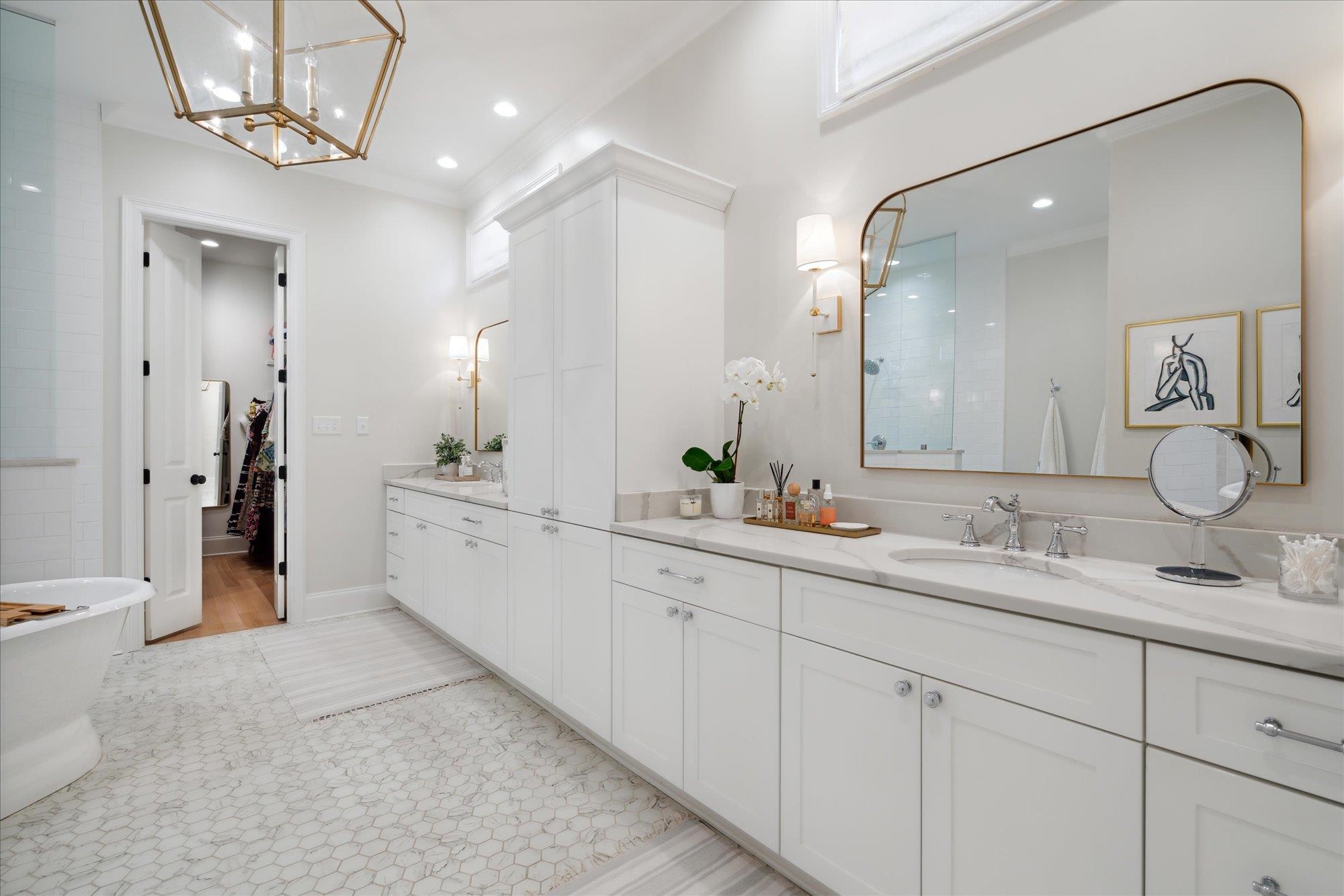 1775 BAYNARD LOOP LOOP W